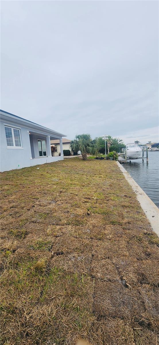 8601 CALUMET BLVD, PORT CHARLOTTE, FL, 33981