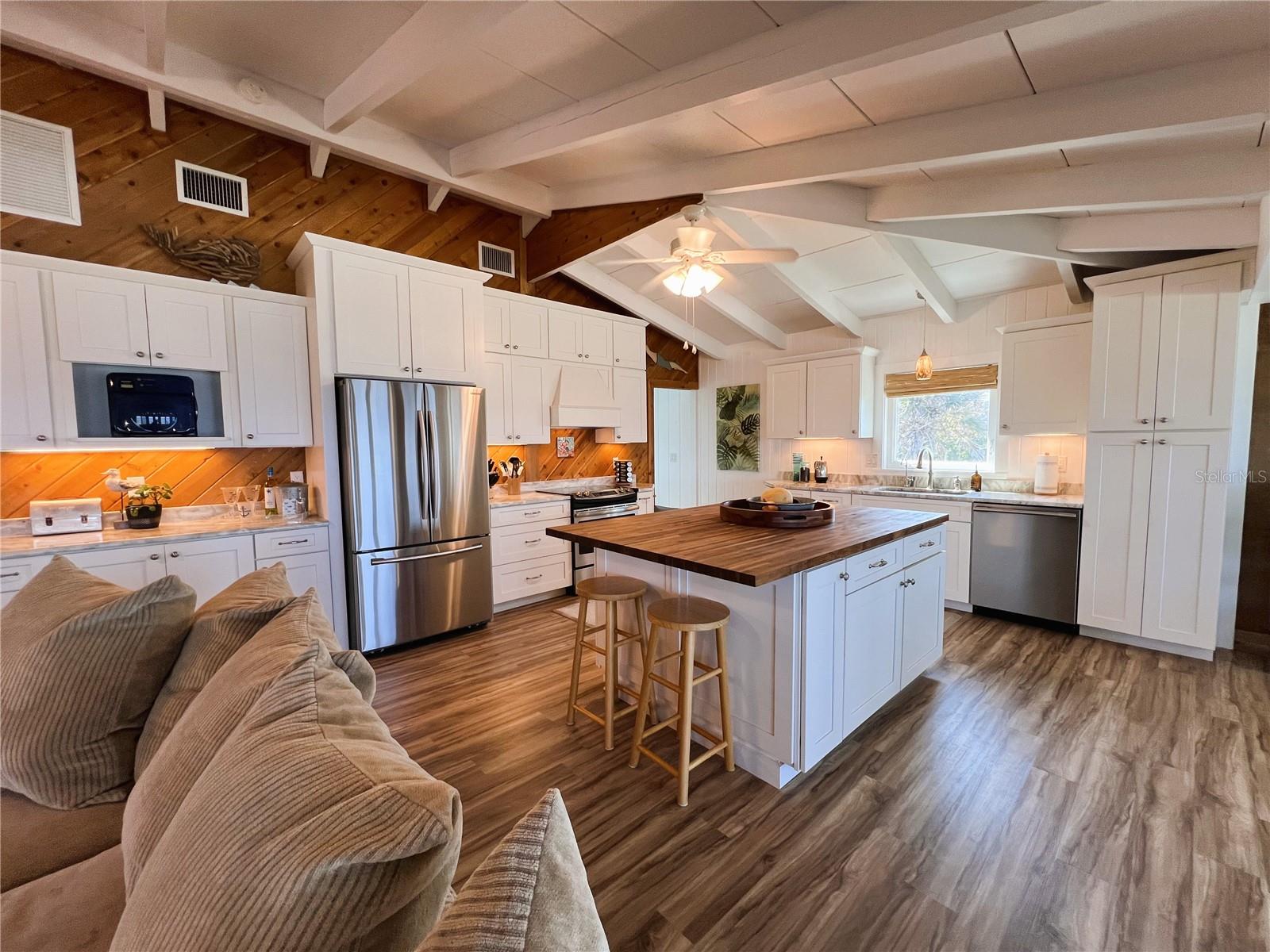 8160 LITTLE GASPARILLA IS, PLACIDA, FL, 33946
