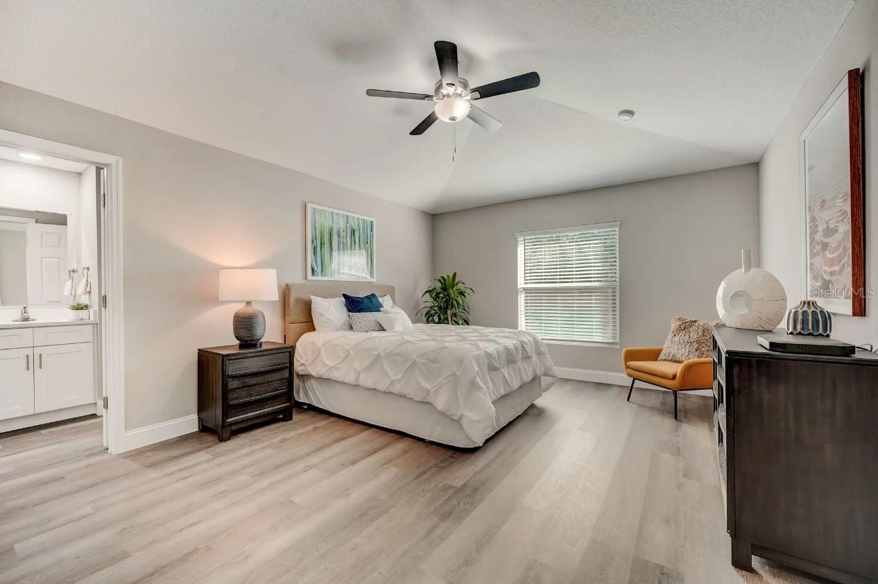 155 KROLL LN, LADY LAKE, FL, 32159