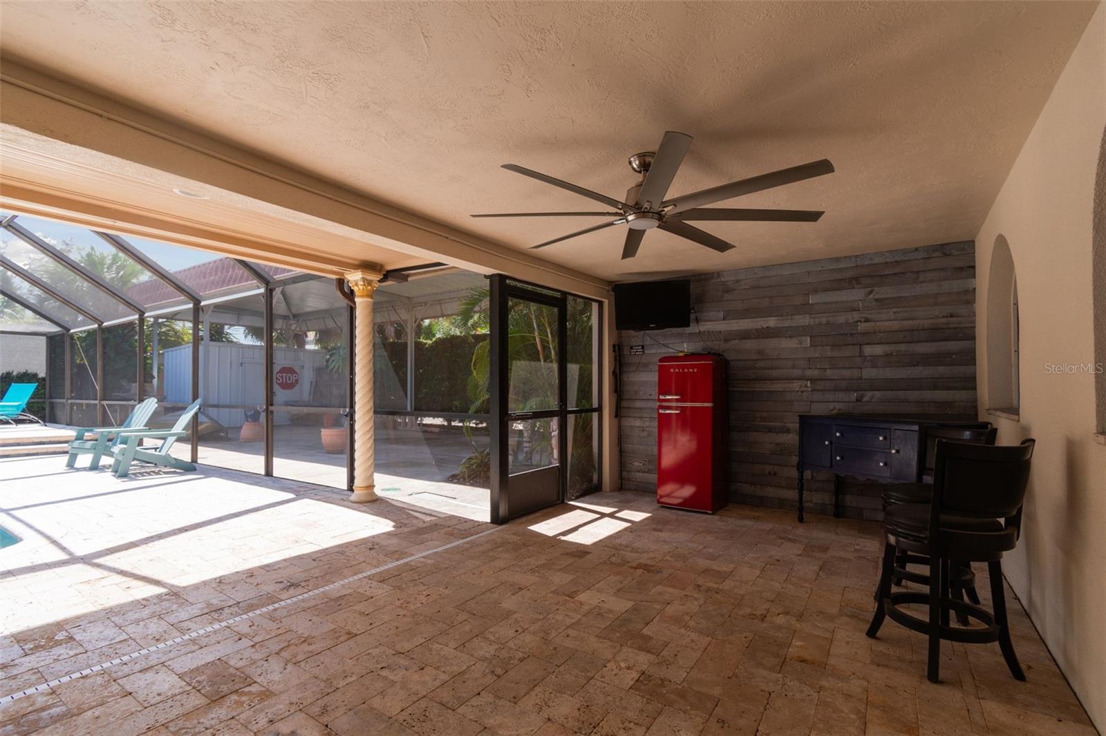 7320 BURLINGTON AVE N, ST PETERSBURG, FL, 33710