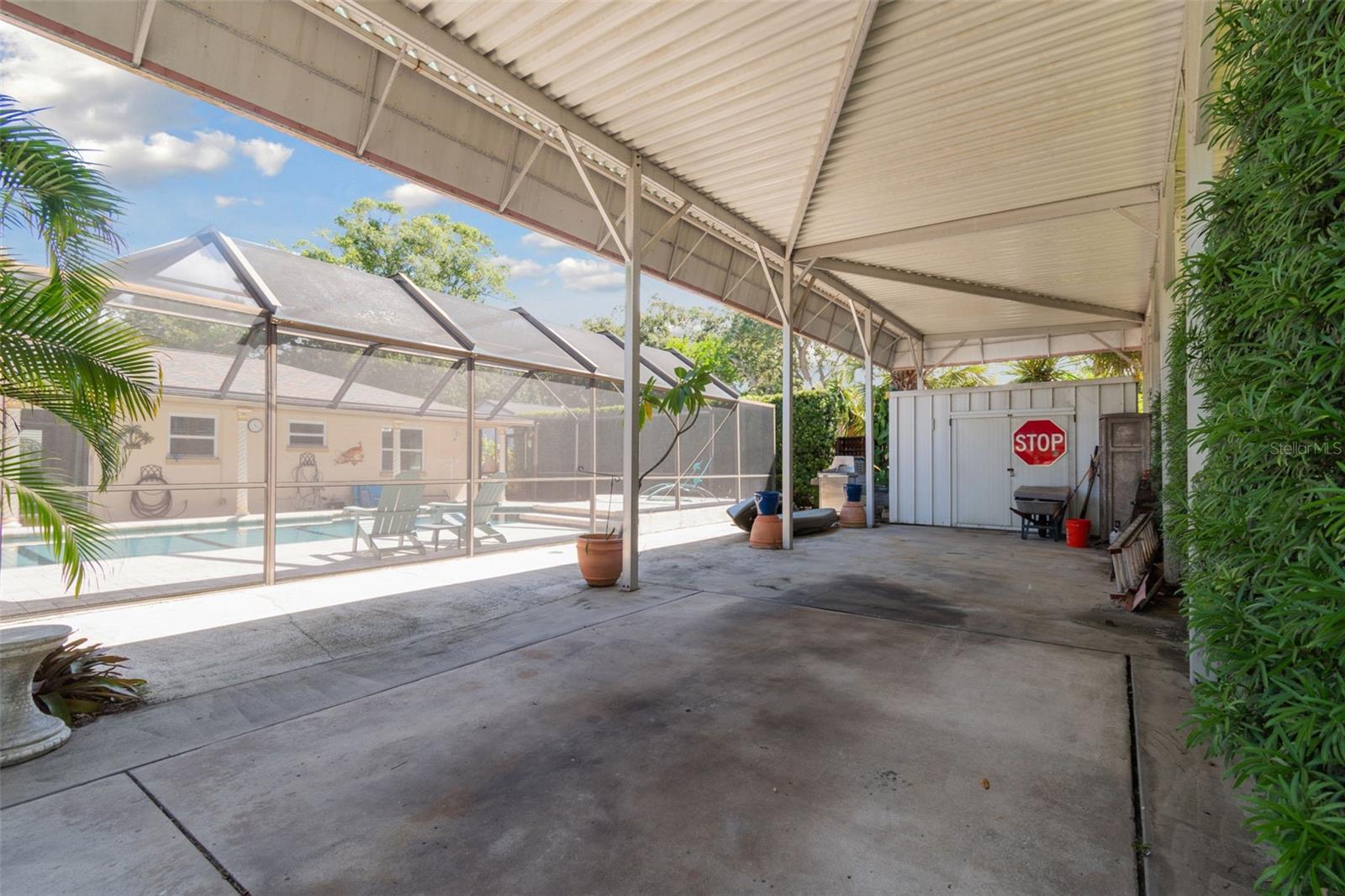 7320 BURLINGTON AVE N, ST PETERSBURG, FL, 33710