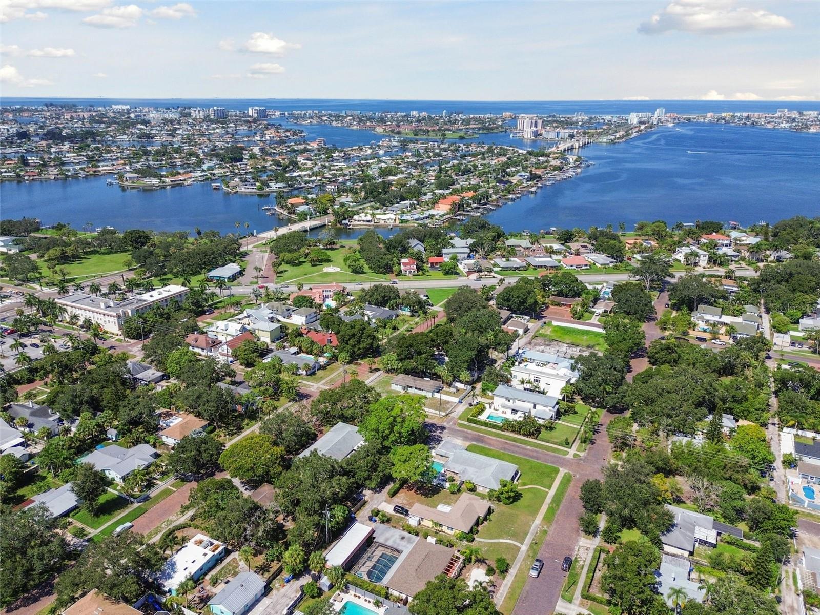 7320 BURLINGTON AVE N, ST PETERSBURG, FL, 33710