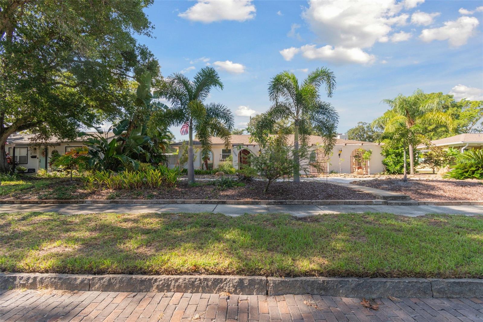 7320 BURLINGTON AVE N, ST PETERSBURG, FL, 33710