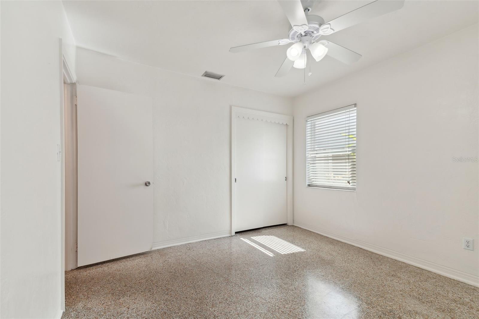 7320 BURLINGTON AVE N, ST PETERSBURG, FL, 33710