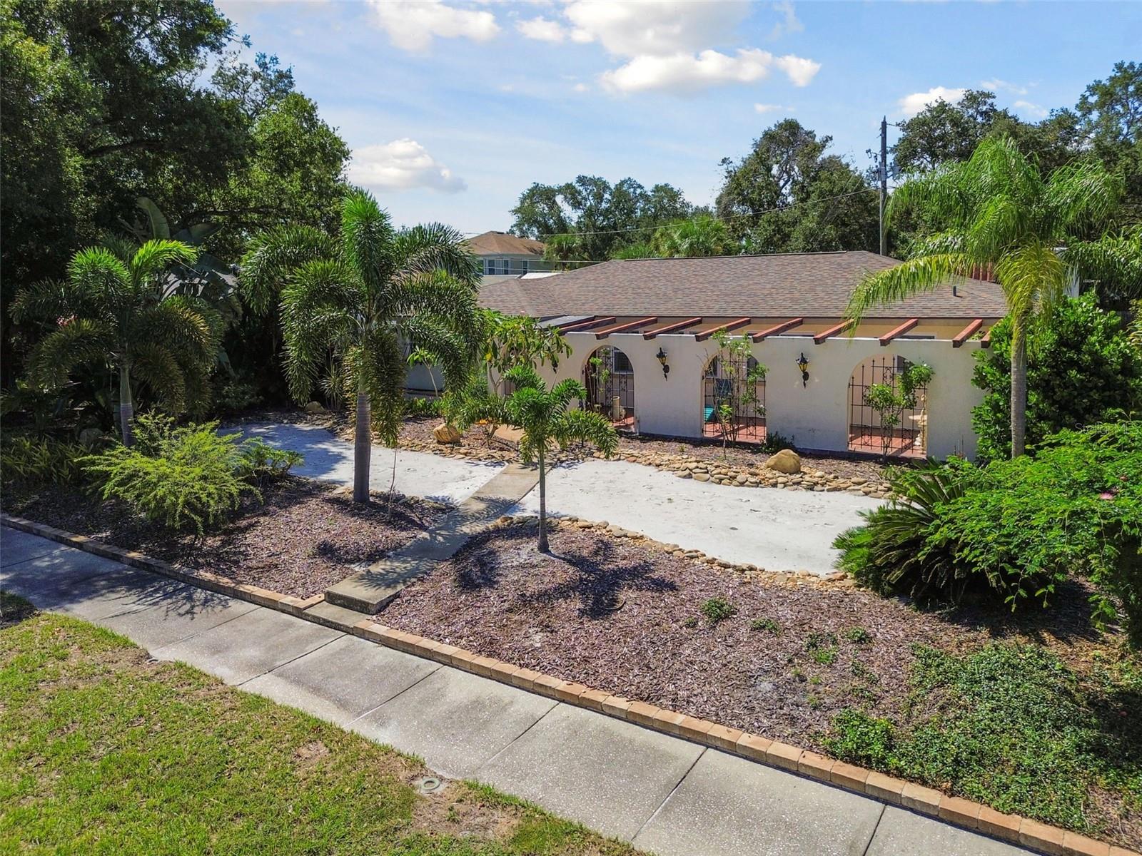 7320 BURLINGTON AVE N, ST PETERSBURG, FL, 33710