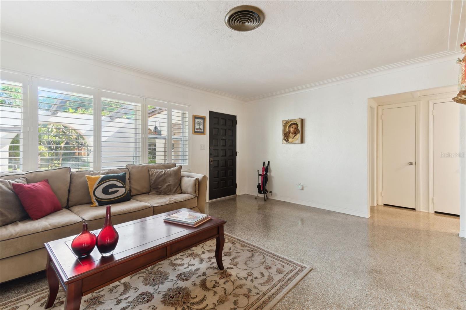7320 BURLINGTON AVE N, ST PETERSBURG, FL, 33710