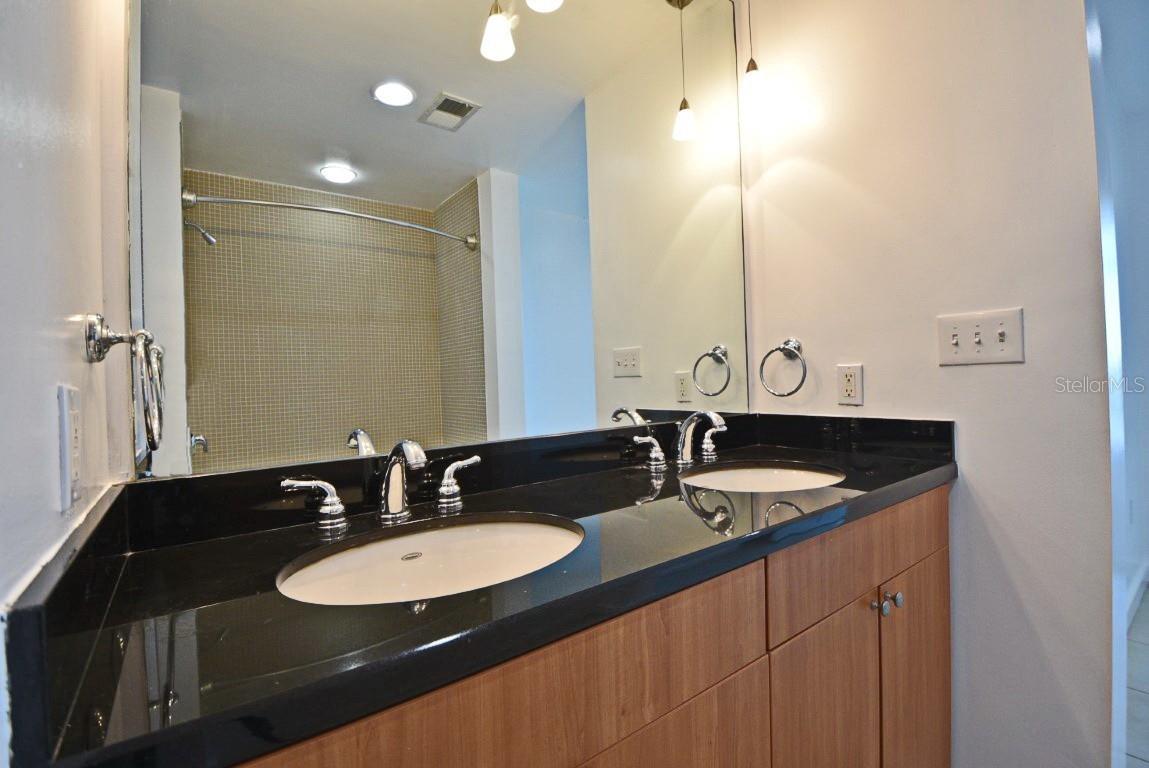 525 E JACKSON ST #701, ORLANDO, FL, 32801