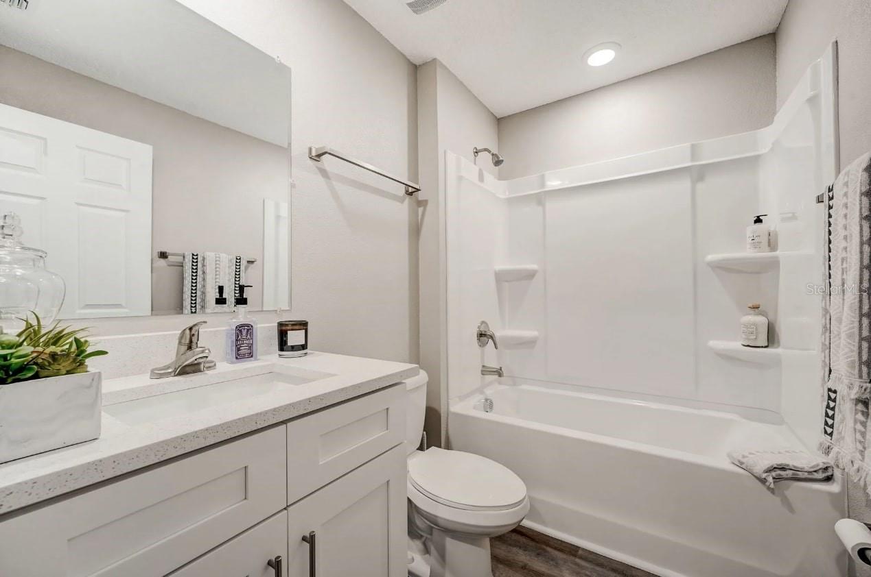 171 KROLL LN, LADY LAKE, FL, 32159