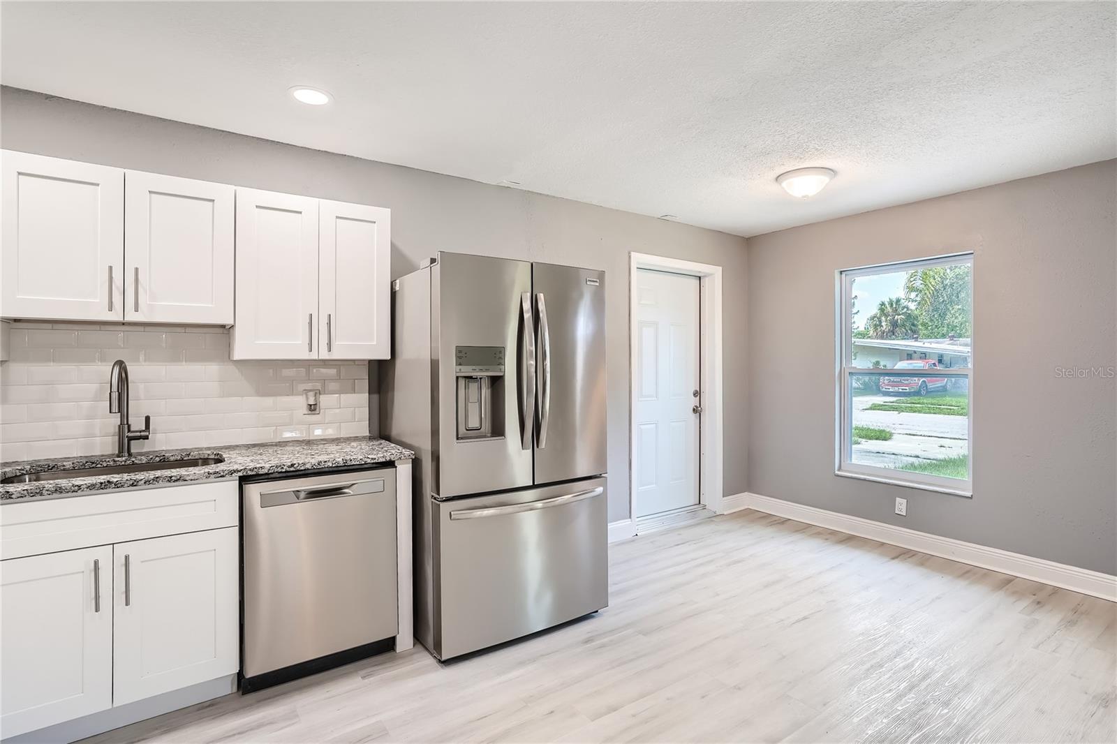 4420 W VARN AVE, TAMPA, FL, 33616