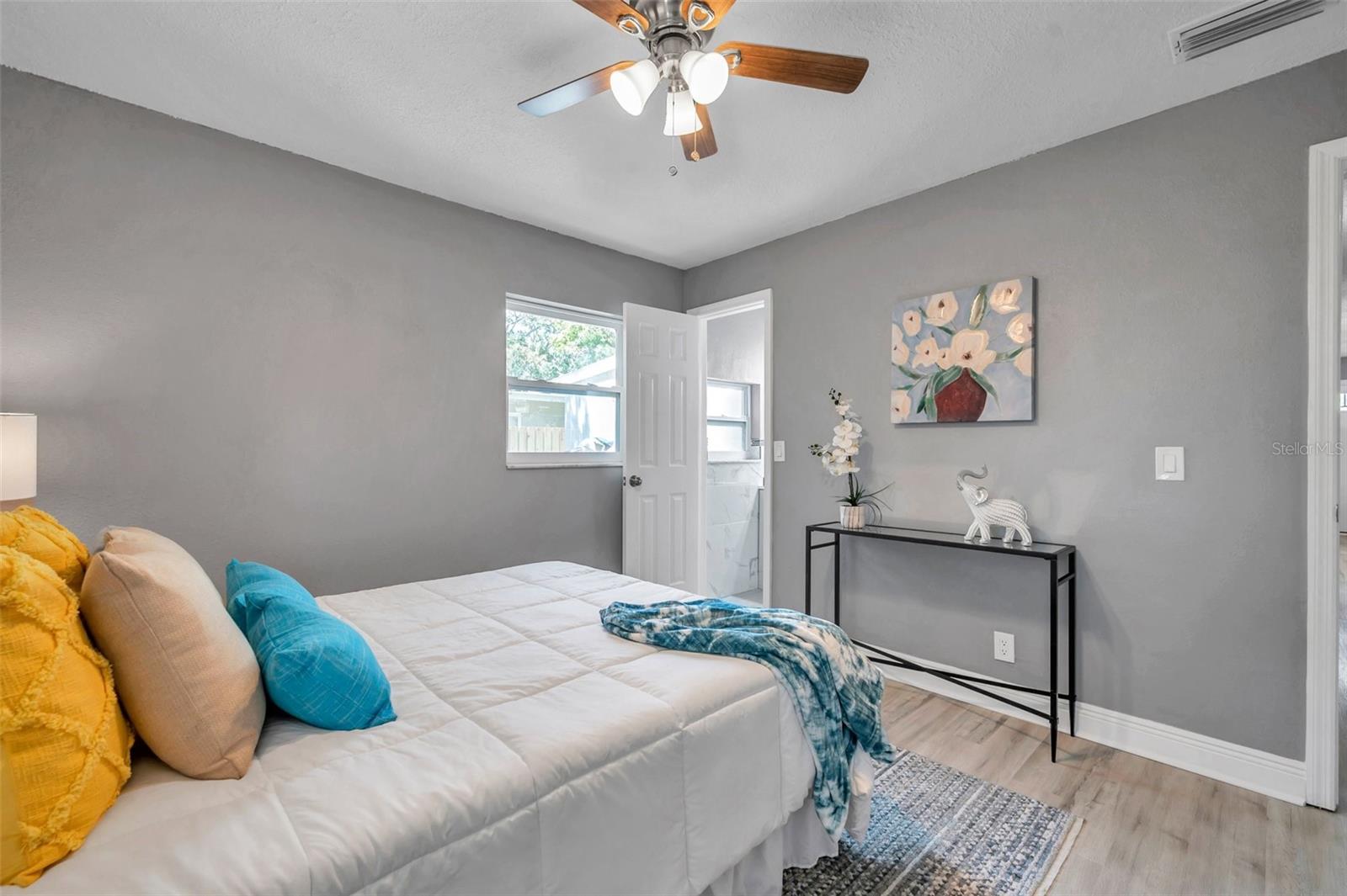 4420 W VARN AVE, TAMPA, FL, 33616