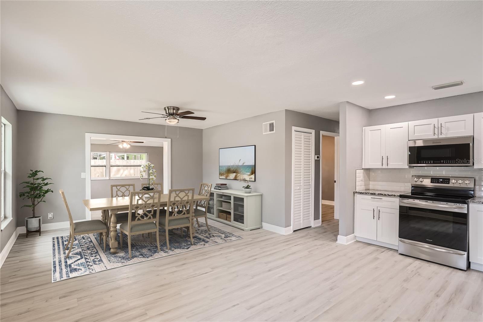 4420 W VARN AVE, TAMPA, FL, 33616