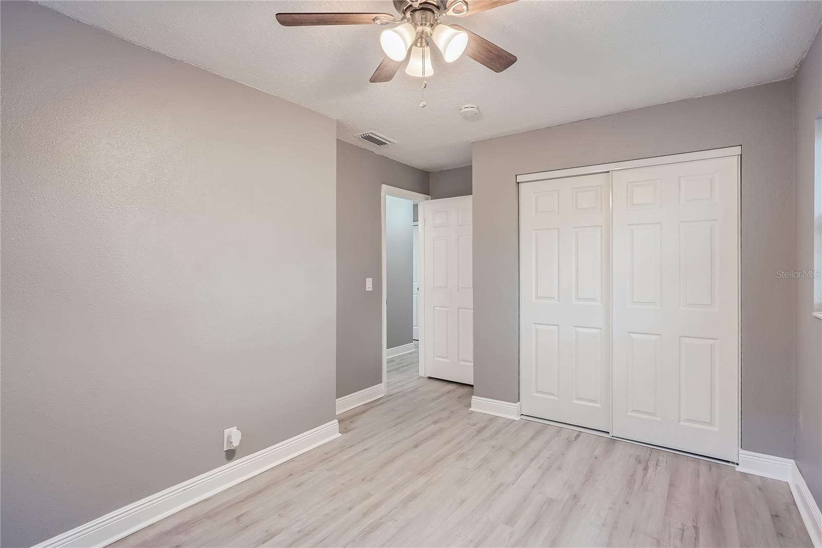 4420 W VARN AVE, TAMPA, FL, 33616