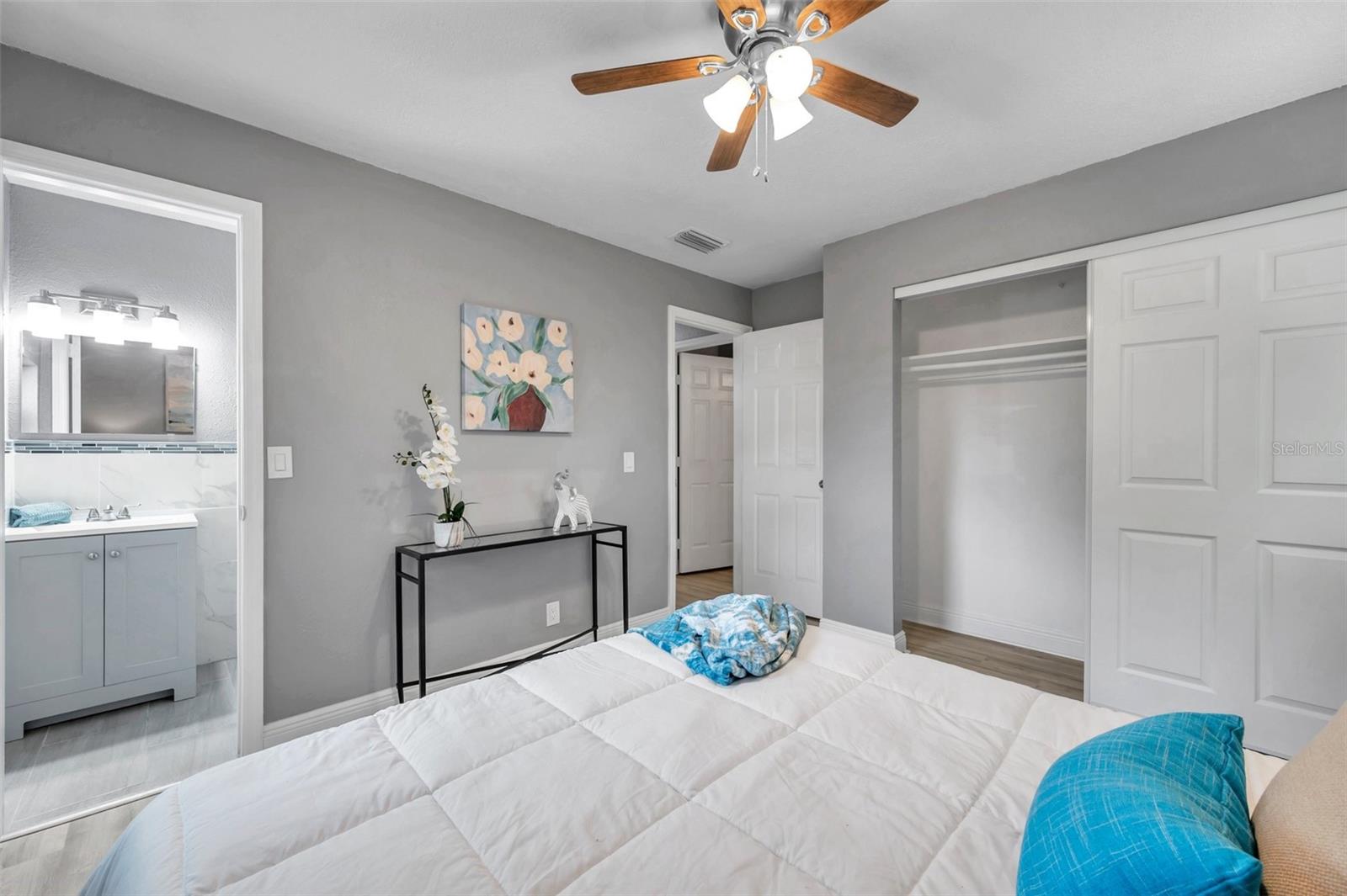 4420 W VARN AVE, TAMPA, FL, 33616