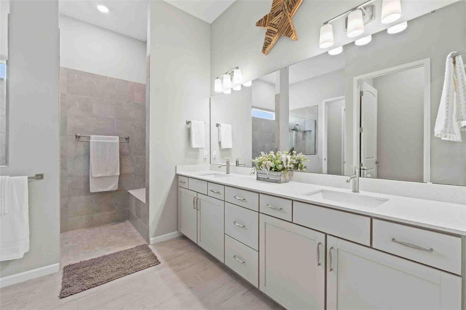 8514 COASTAL PALMS GLN, PARRISH, FL, 34219
