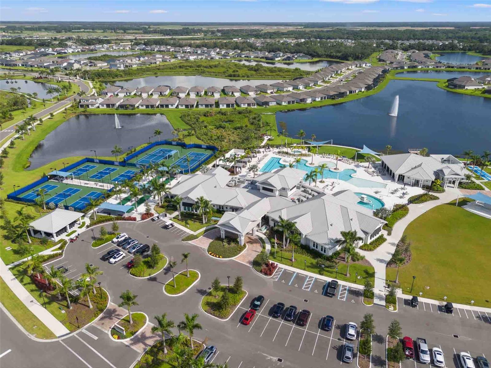 8514 COASTAL PALMS GLN, PARRISH, FL, 34219