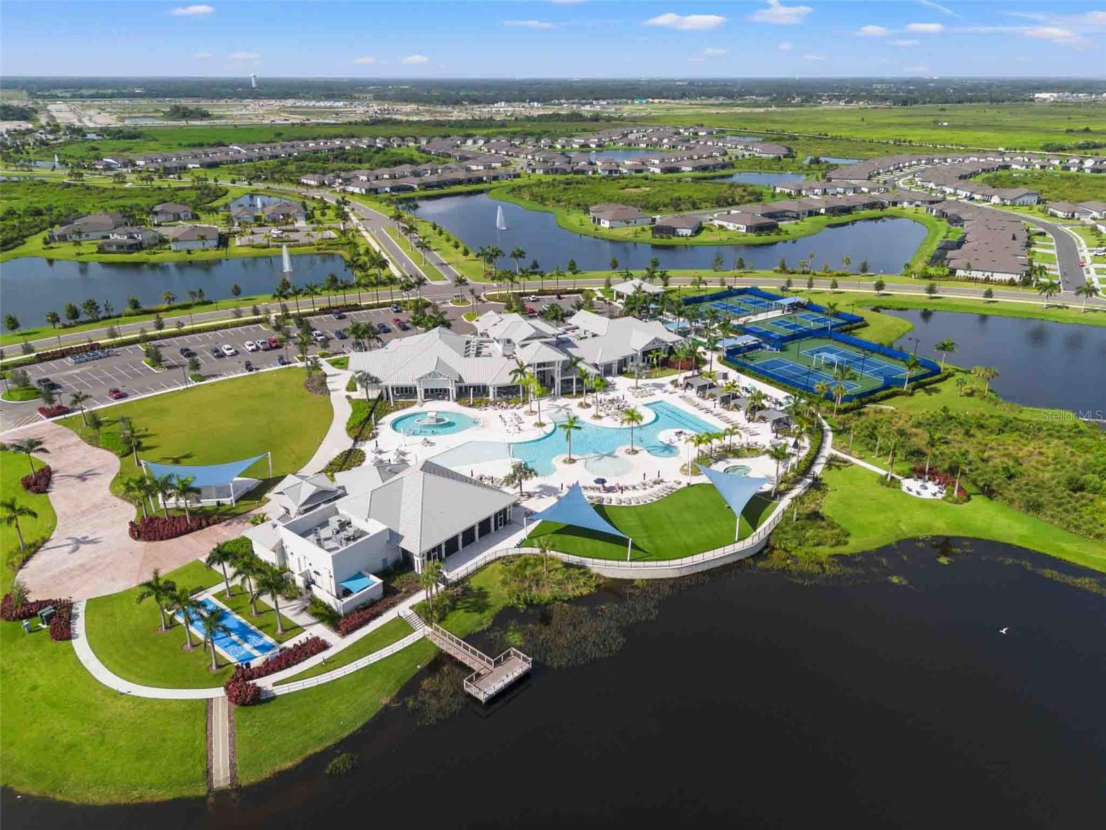 8514 COASTAL PALMS GLN, PARRISH, FL, 34219