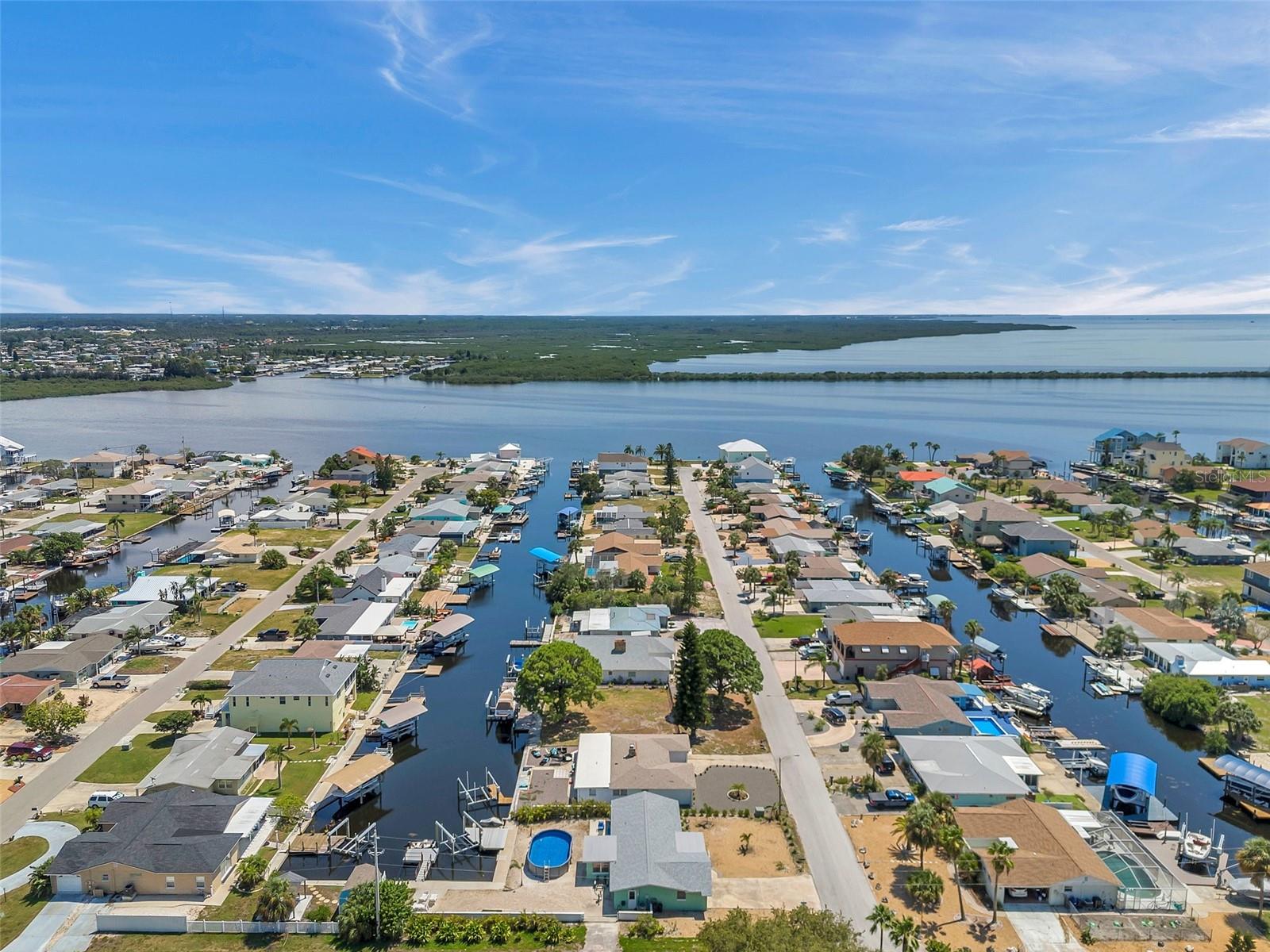 13700 STACEY DR, HUDSON, FL, 34667