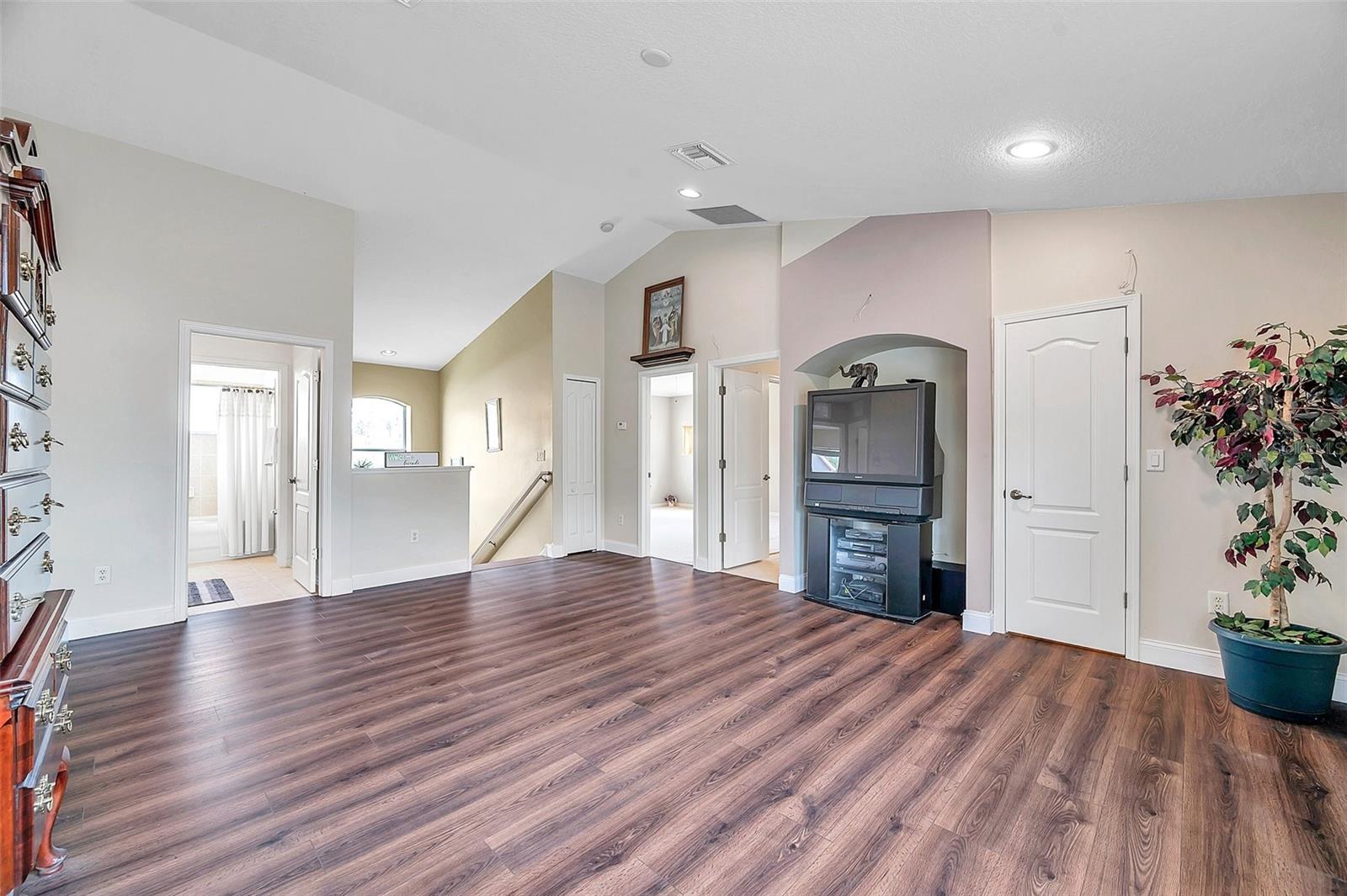 9124 TOPNECK ST, NEW PORT RICHEY, FL, 34654