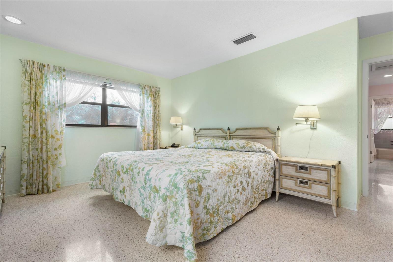 10 JUNIPER DR, ORMOND BEACH, FL, 32176