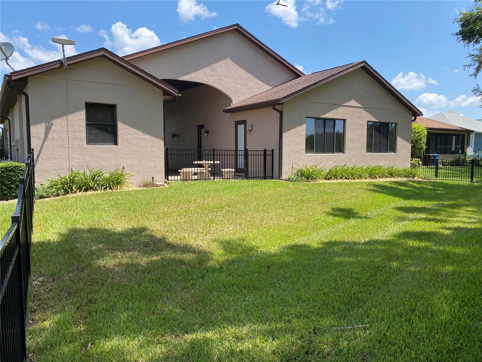 584 MEANDERING WAY, POLK CITY, FL, 33868