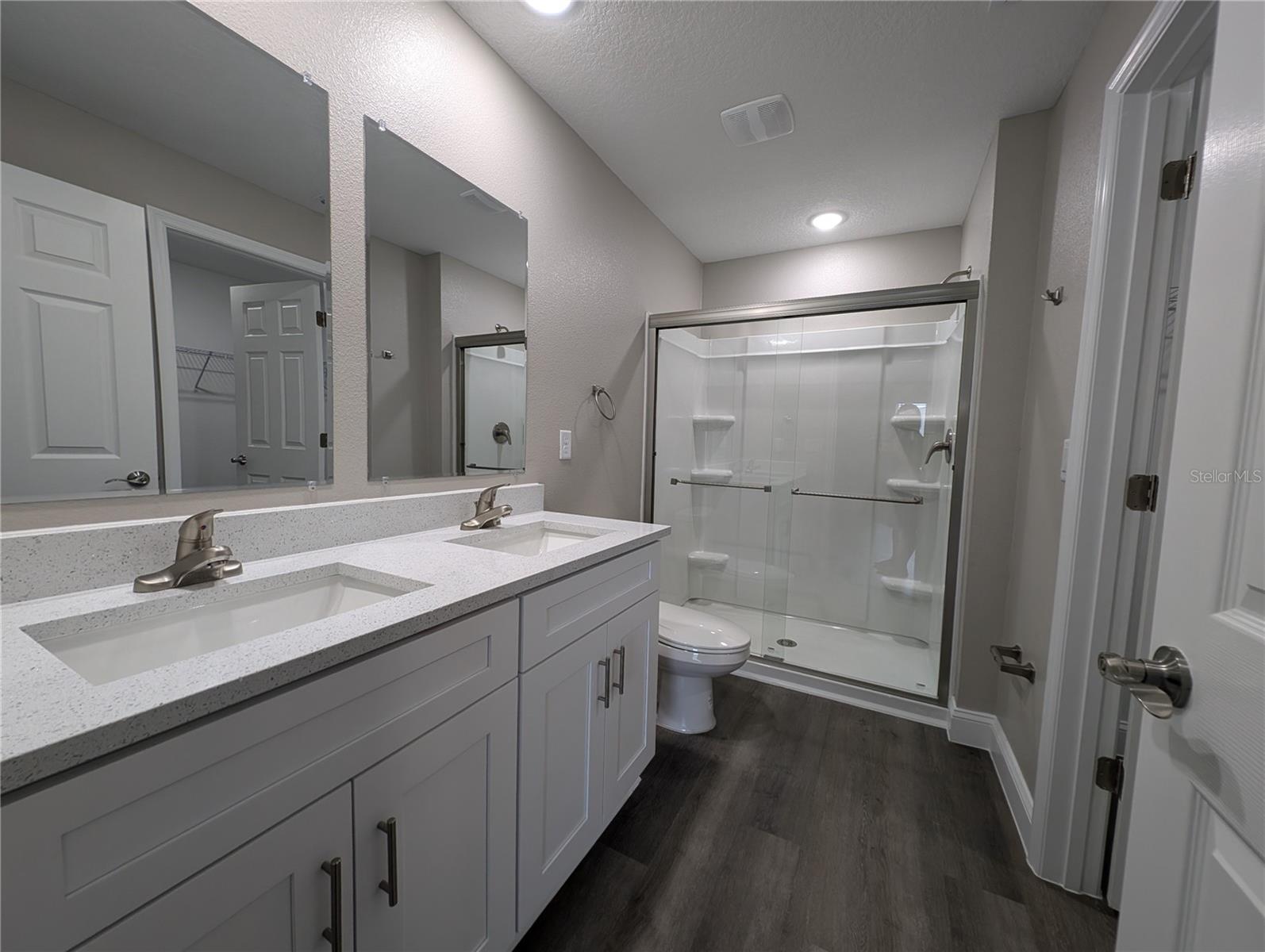 174 KROLL LN, LADY LAKE, FL, 32159