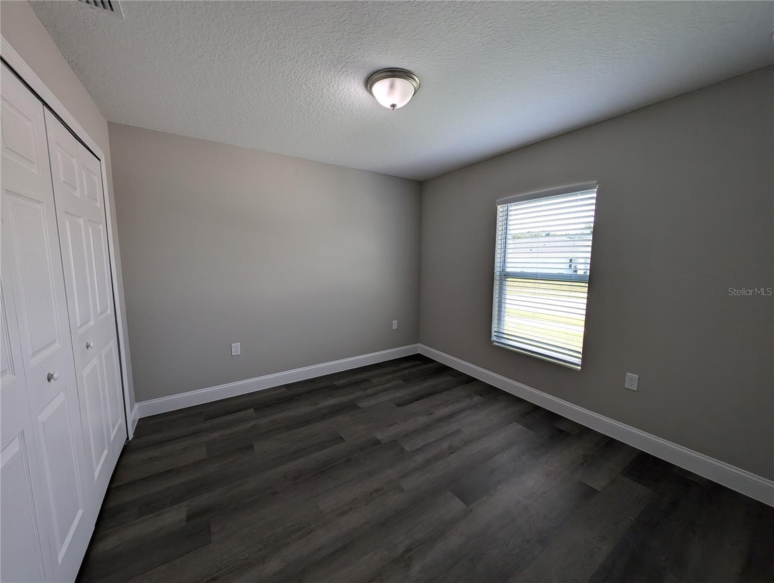 183 HOLSTON LN, LADY LAKE, FL, 32159