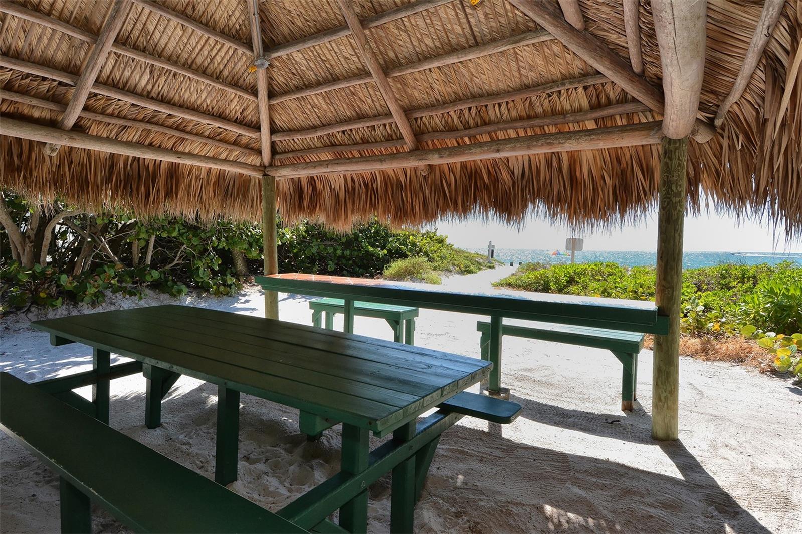 19 WHISPERING SANDS DR #204, SARASOTA, FL, 34242