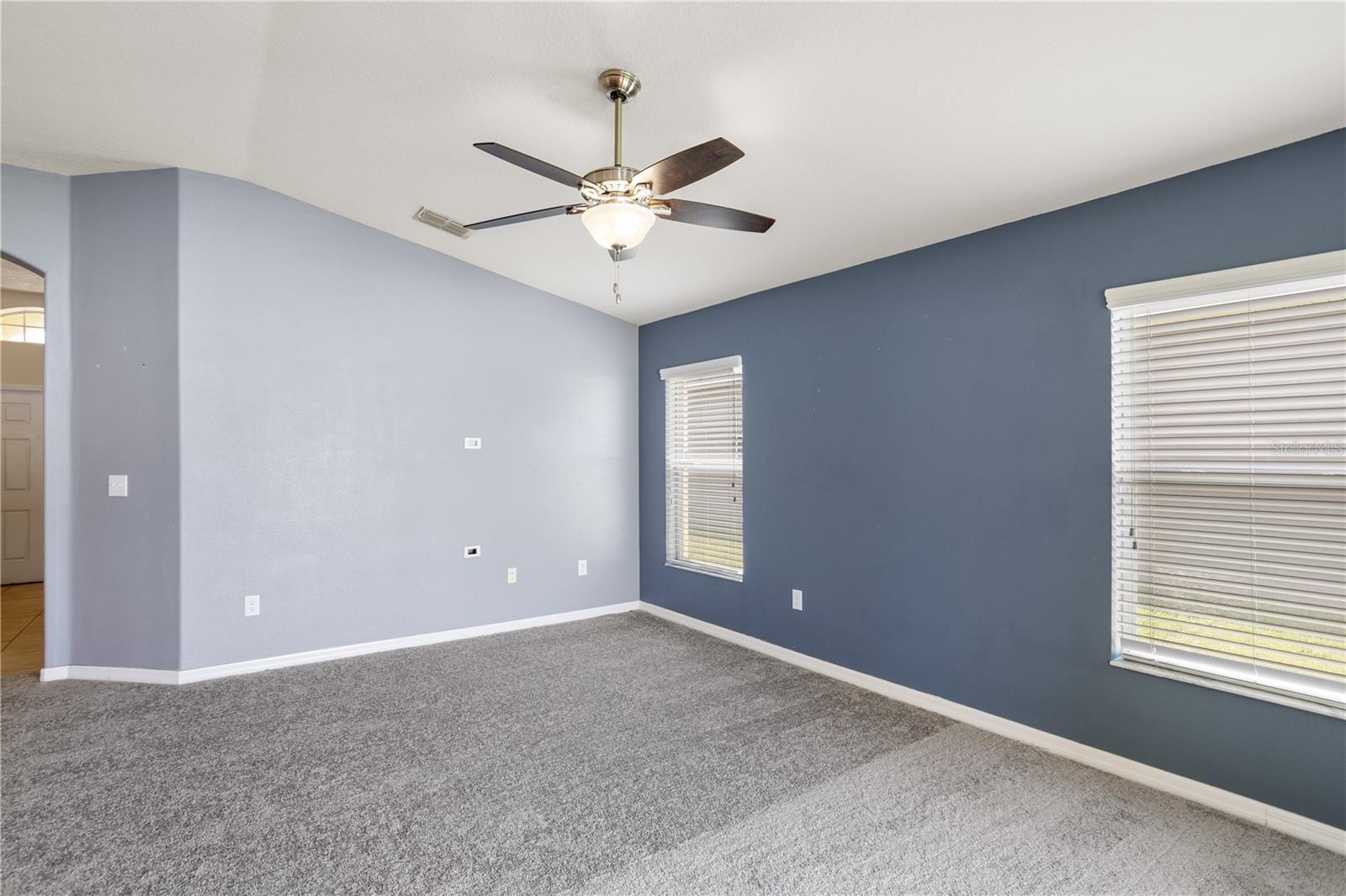 932 MEADOW GLADE DR, RUSKIN, FL, 33570