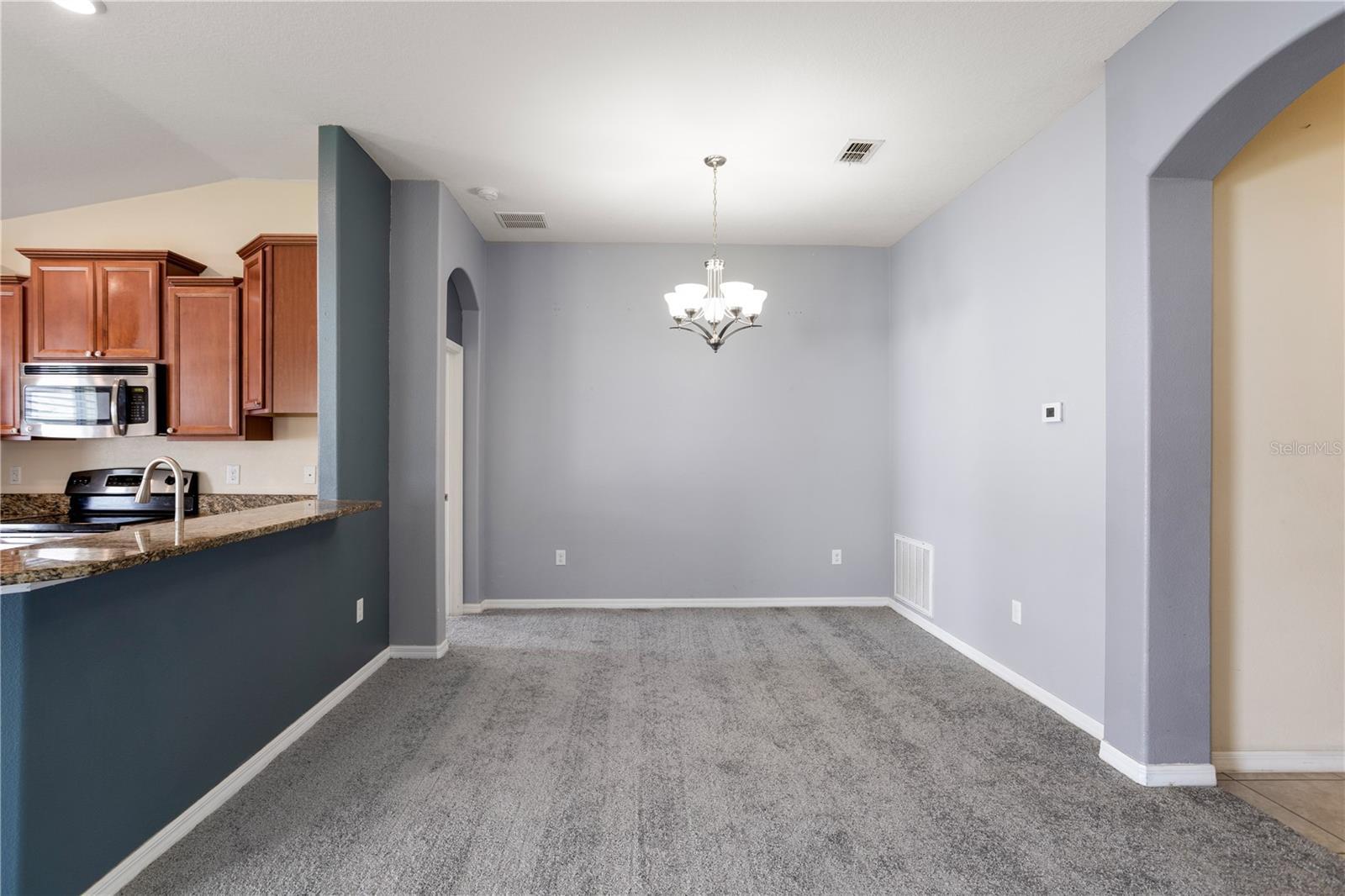 932 MEADOW GLADE DR, RUSKIN, FL, 33570
