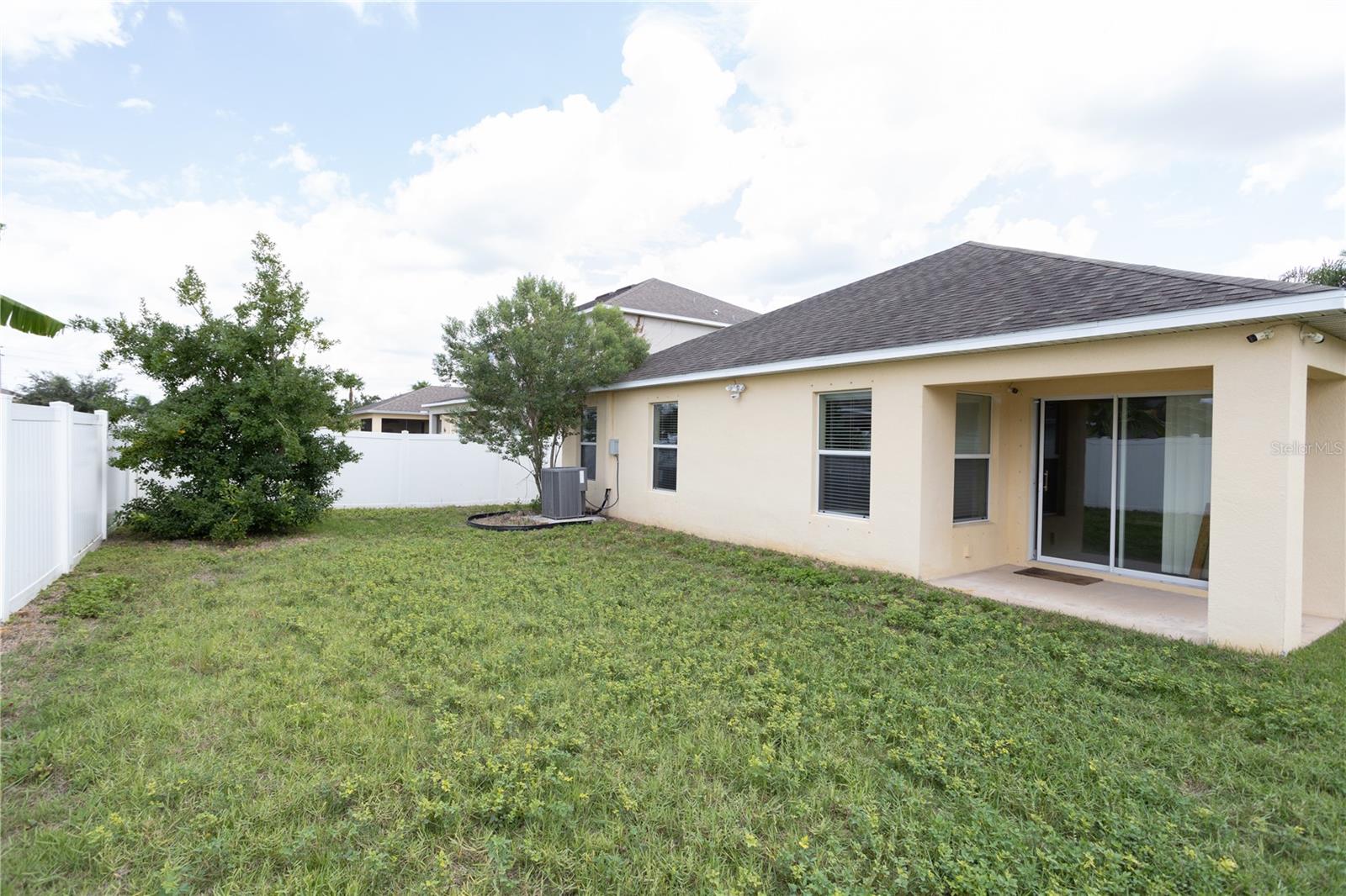 932 MEADOW GLADE DR, RUSKIN, FL, 33570