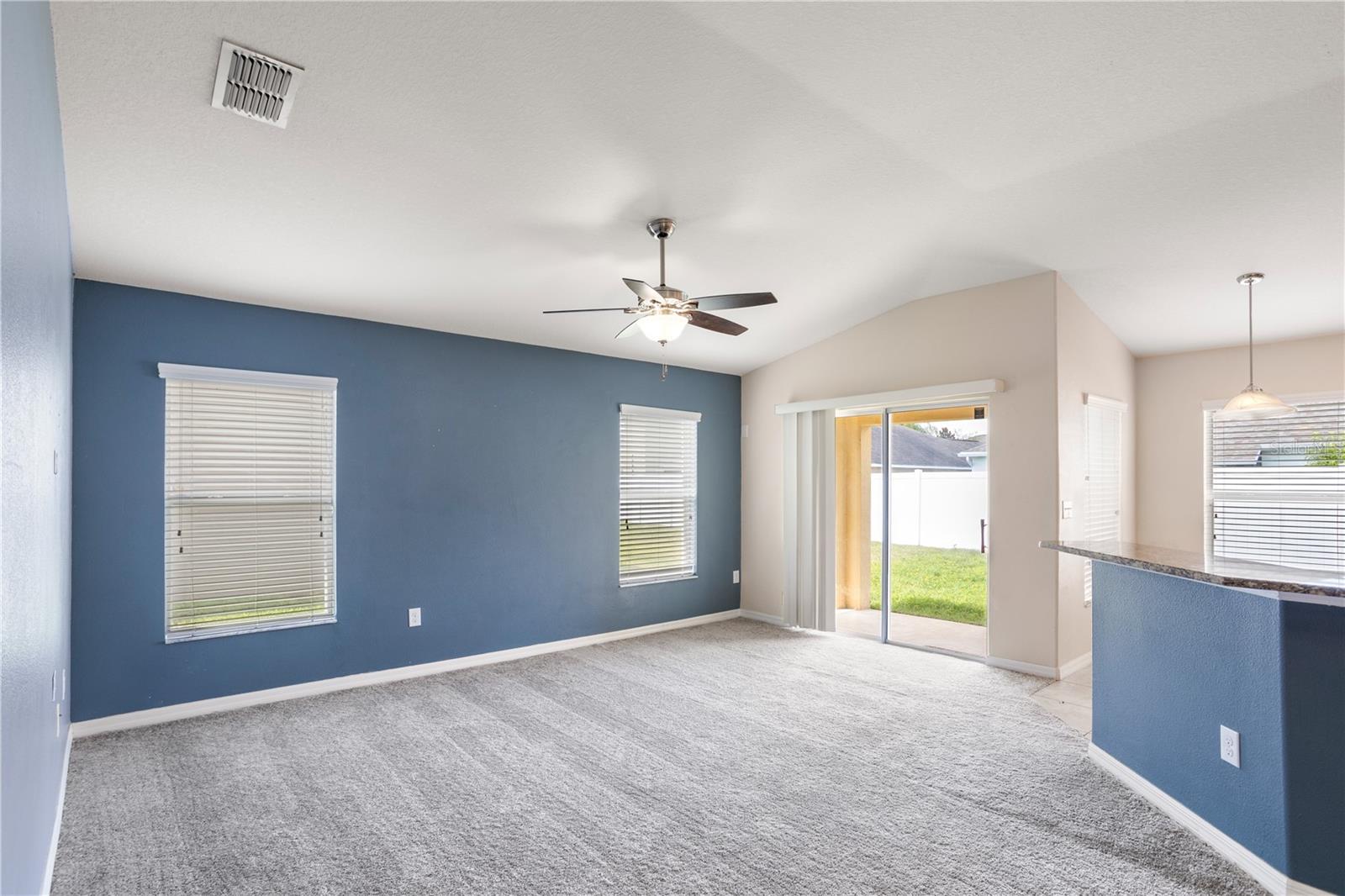 932 MEADOW GLADE DR, RUSKIN, FL, 33570