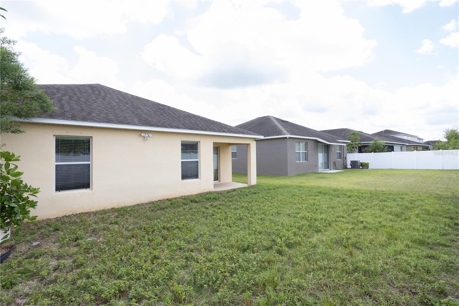 932 MEADOW GLADE DR, RUSKIN, FL, 33570
