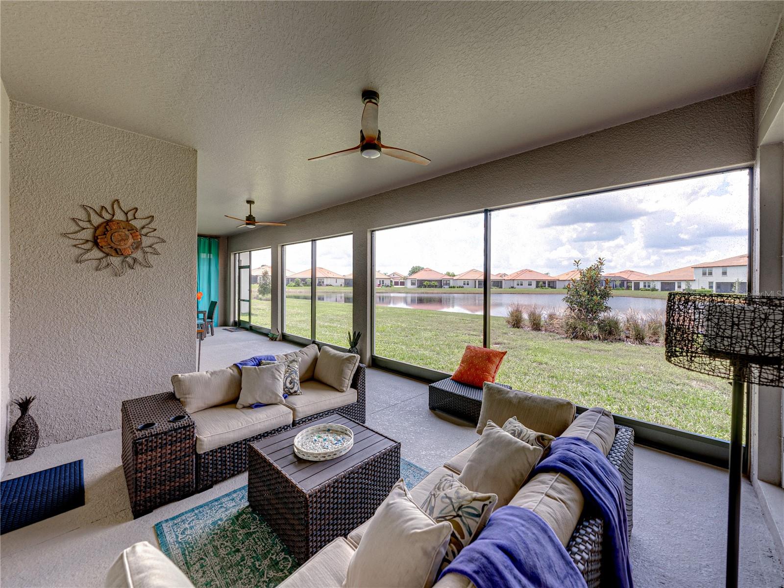 5303 TULIP DROP DR, WIMAUMA, FL, 33598