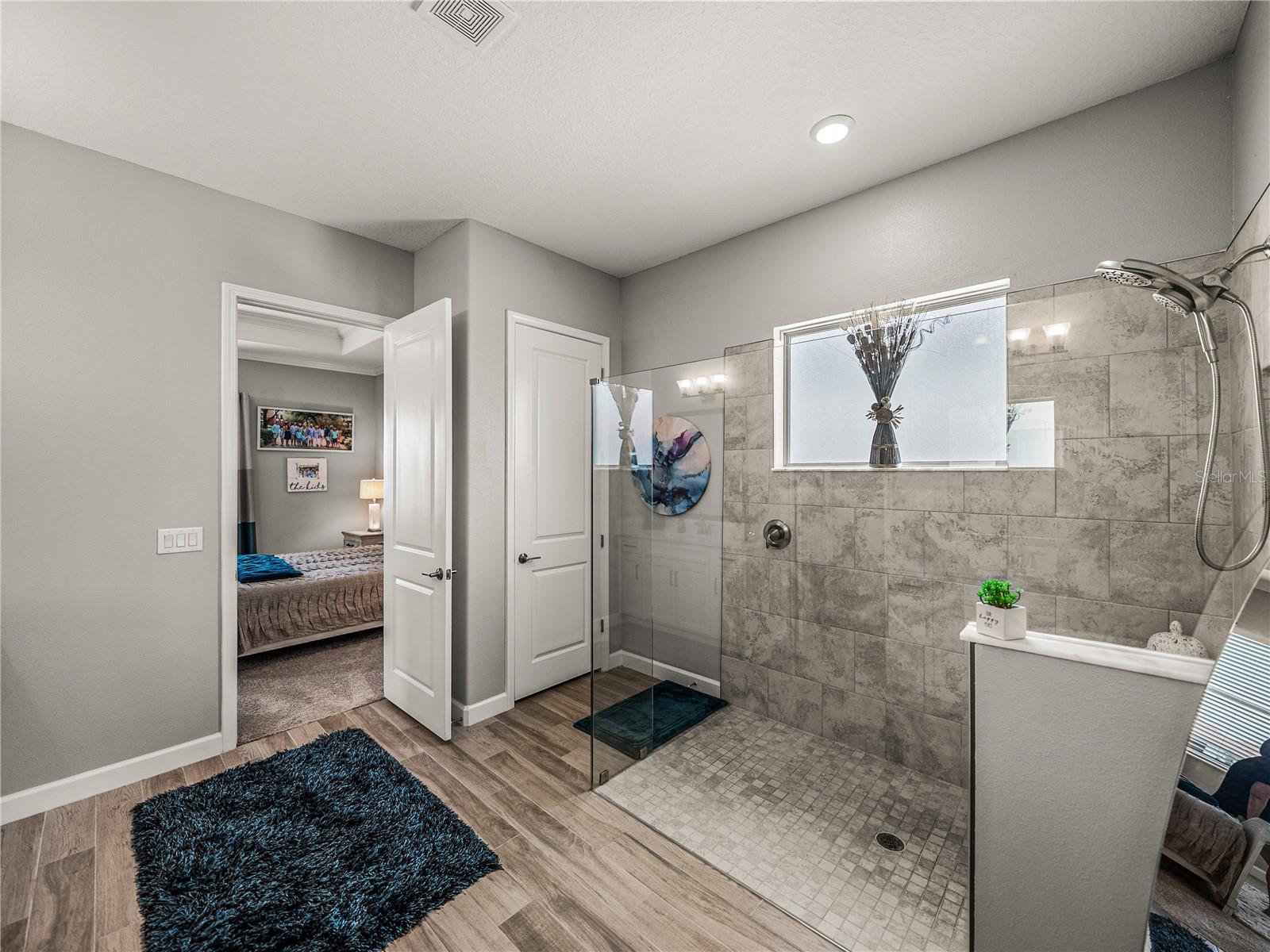 5303 TULIP DROP DR, WIMAUMA, FL, 33598