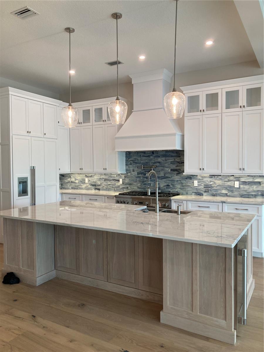 A4620571 Property Photo