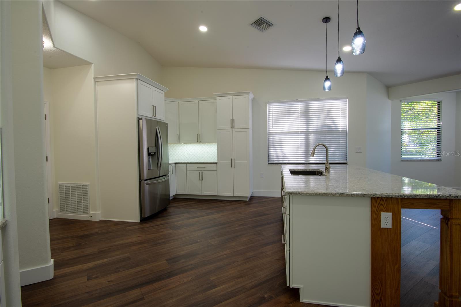 1109 S INDIANA AVE, GROVELAND, FL, 34736