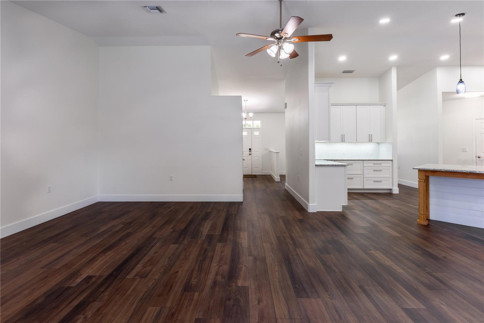 1109 S INDIANA AVE, GROVELAND, FL, 34736