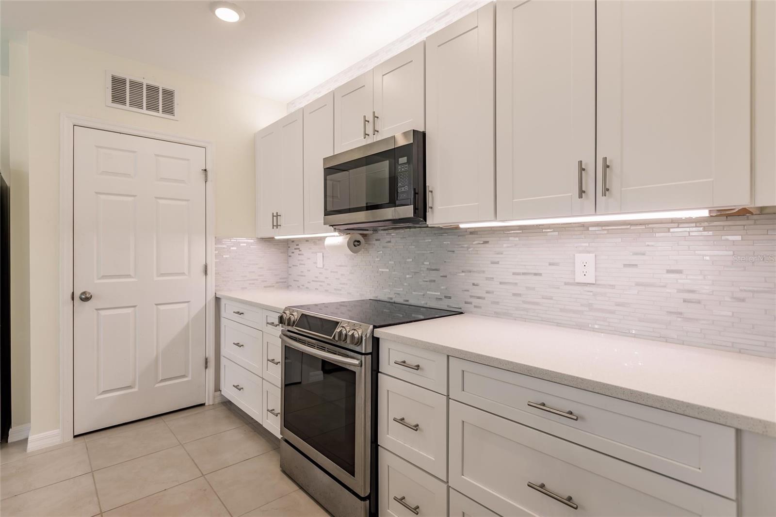 27261 GUAPORE DR, PUNTA GORDA, FL, 33983