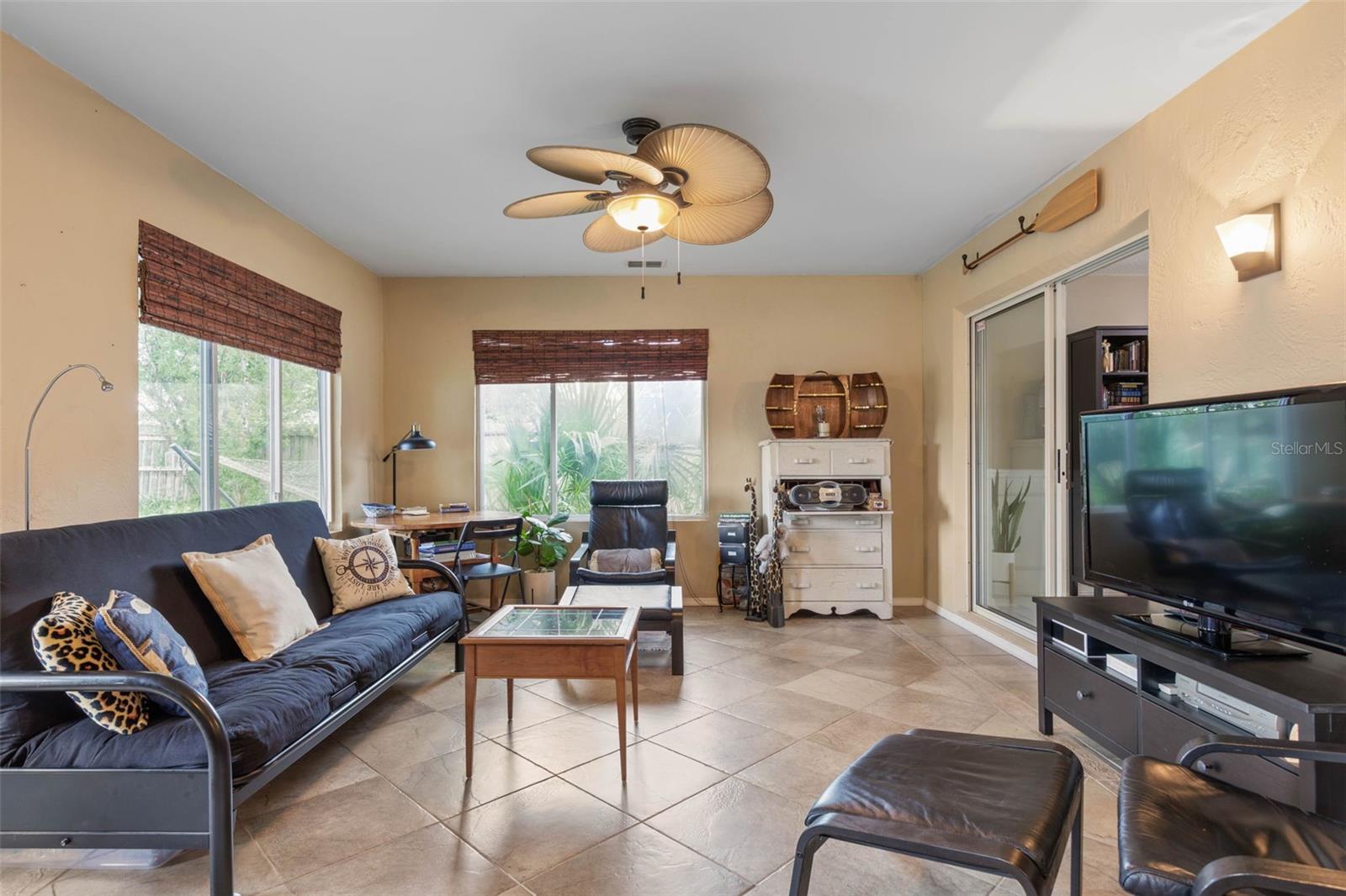 60 WESTMINSTER DR, PALM COAST, FL, 32164