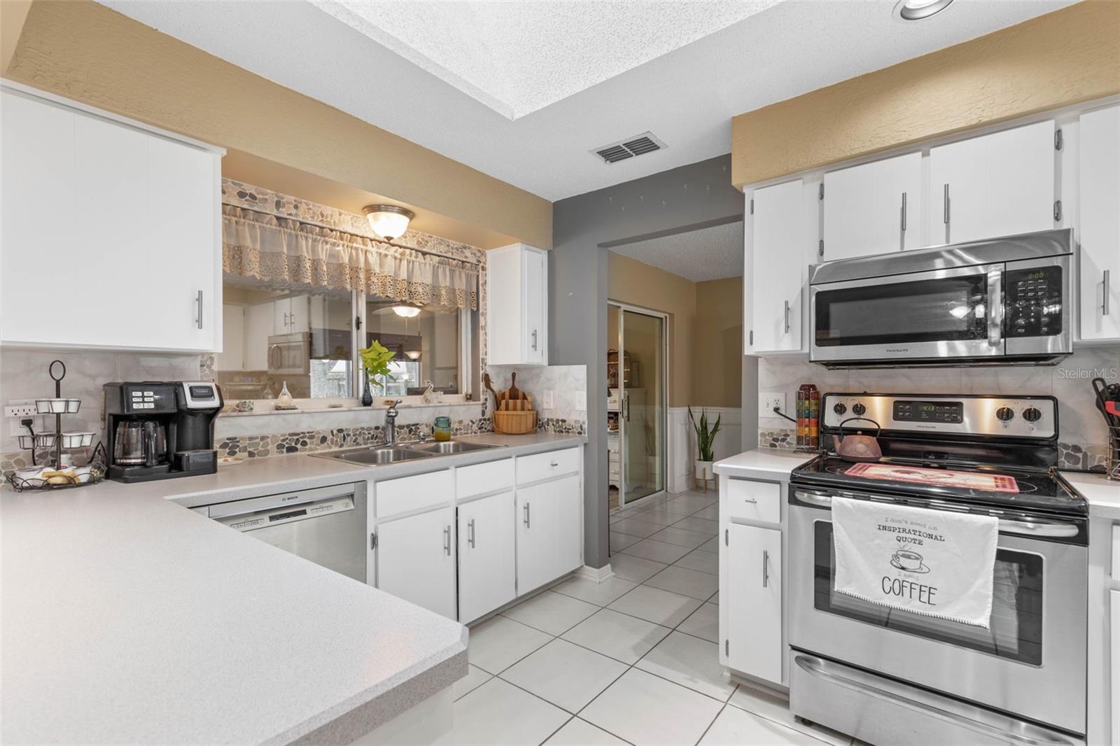 60 WESTMINSTER DR, PALM COAST, FL, 32164