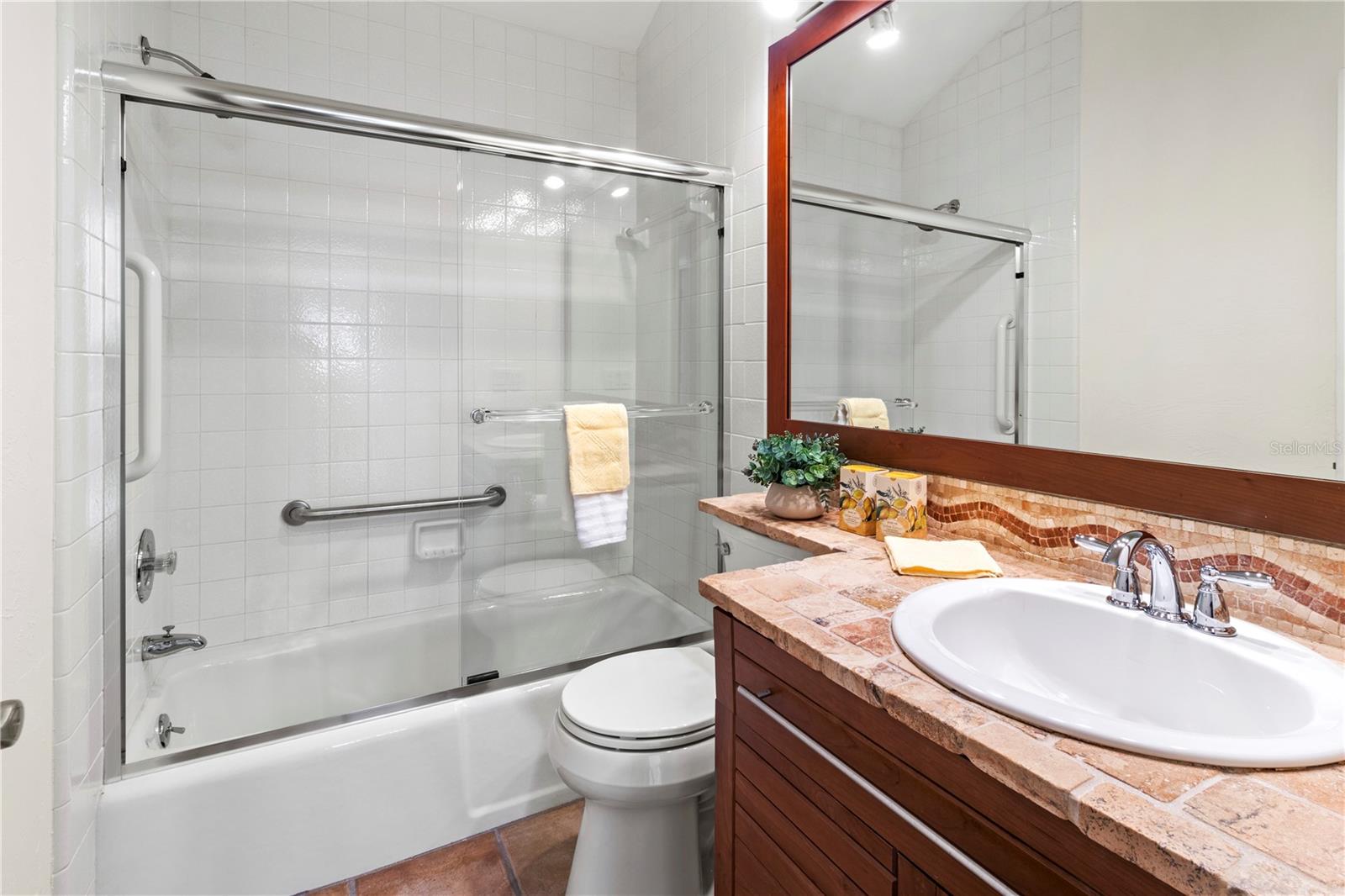 13 TIDY ISLAND BLVD #13, BRADENTON, FL, 34210
