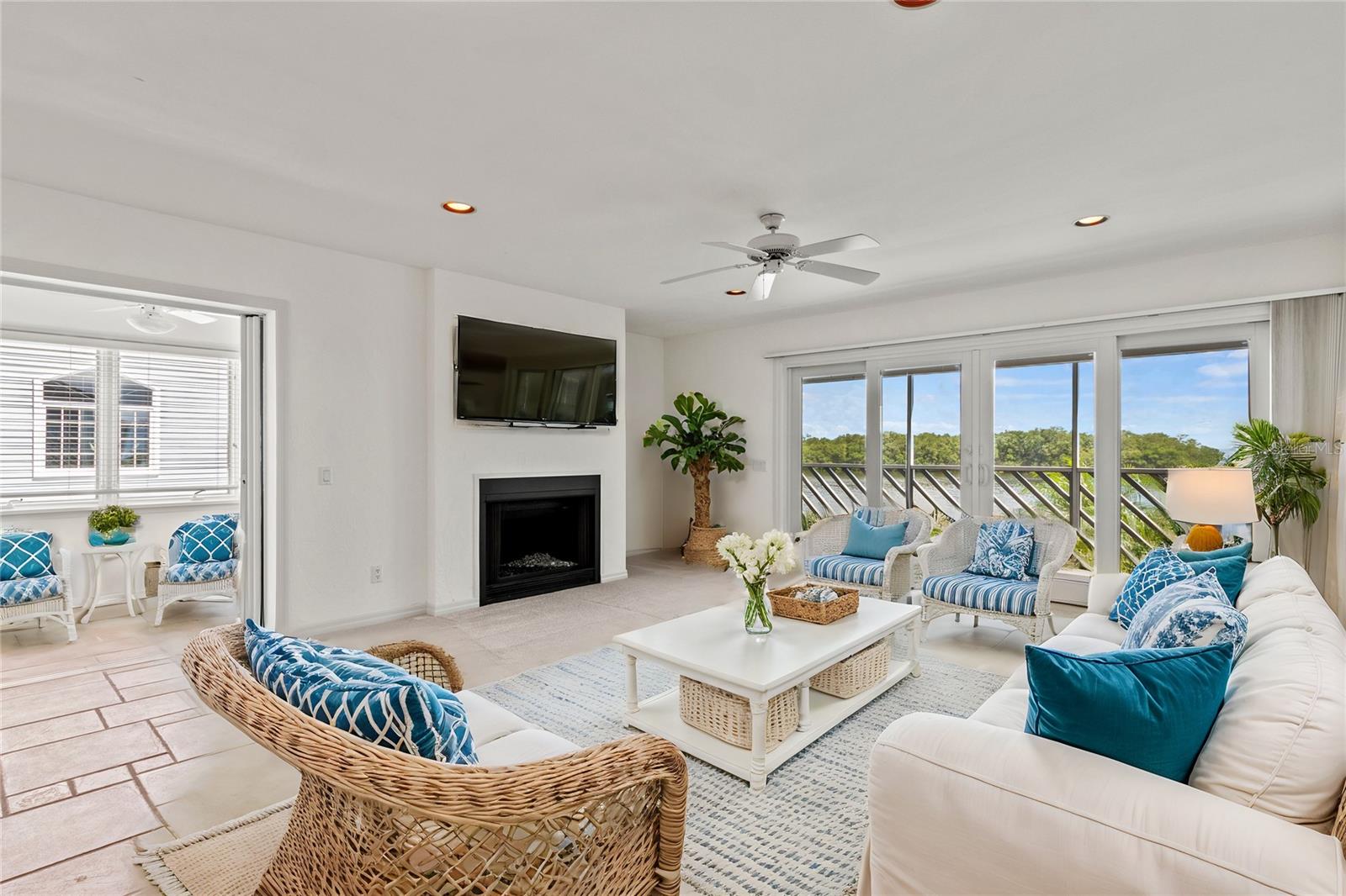 13 TIDY ISLAND BLVD #13, BRADENTON, FL, 34210