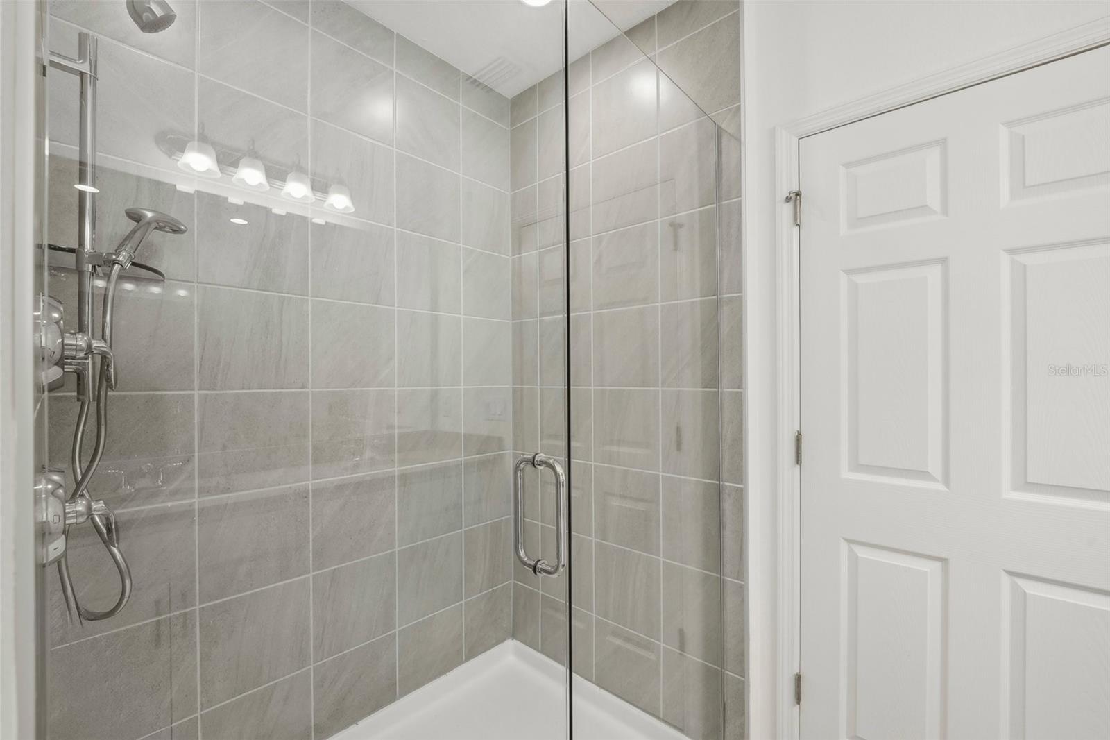 452 SHADOW GORGE WAY, EUSTIS, FL, 32736