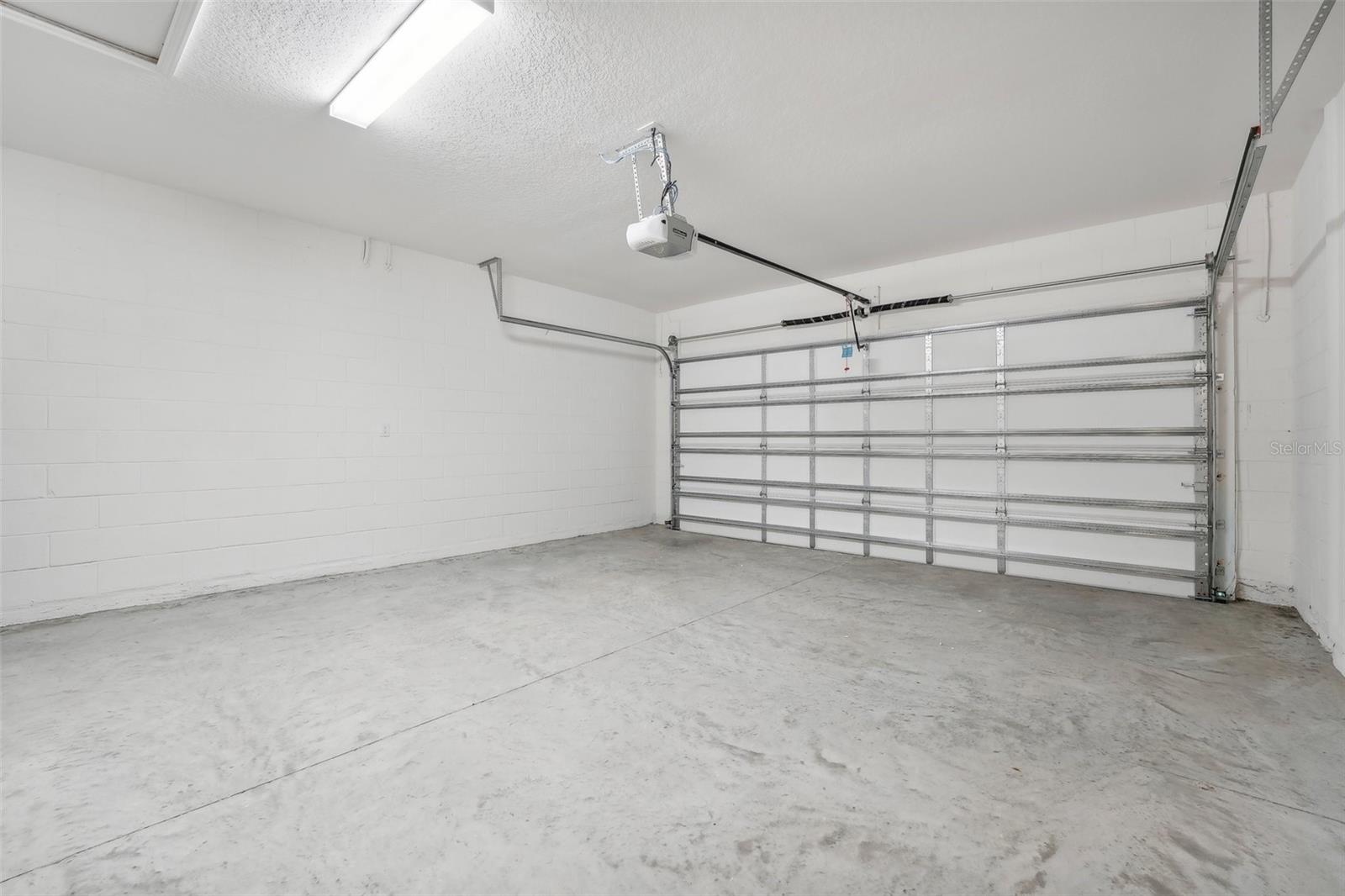 452 SHADOW GORGE WAY, EUSTIS, FL, 32736