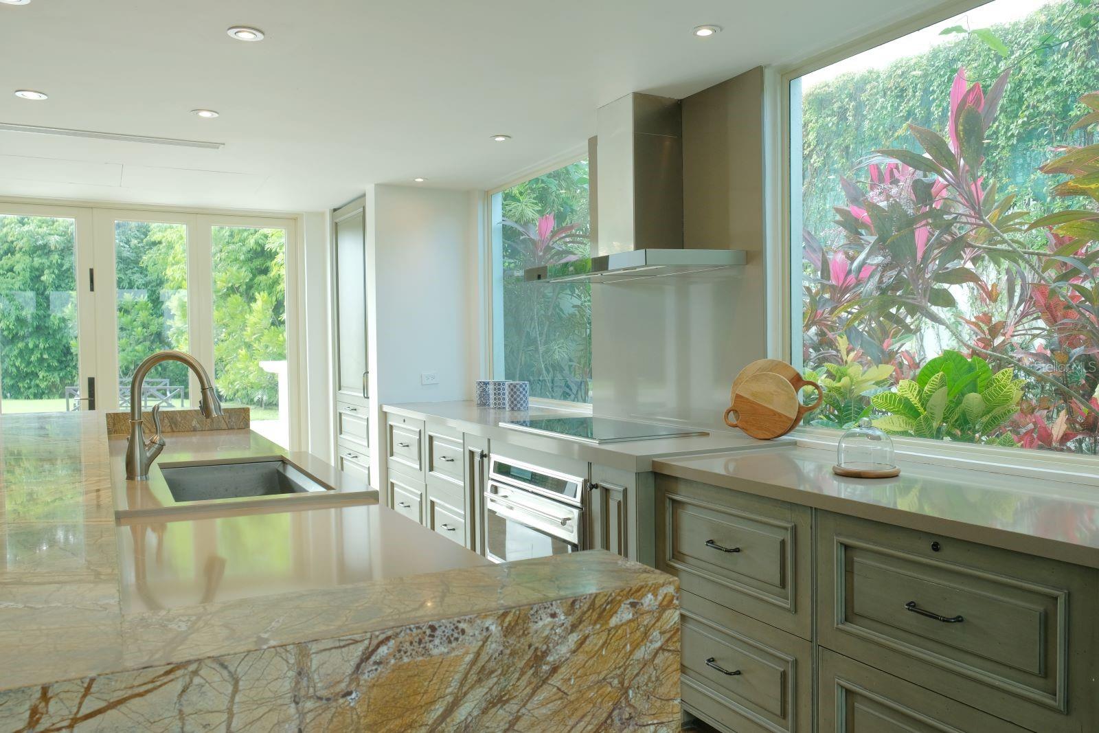 PR9108298 Property Photo