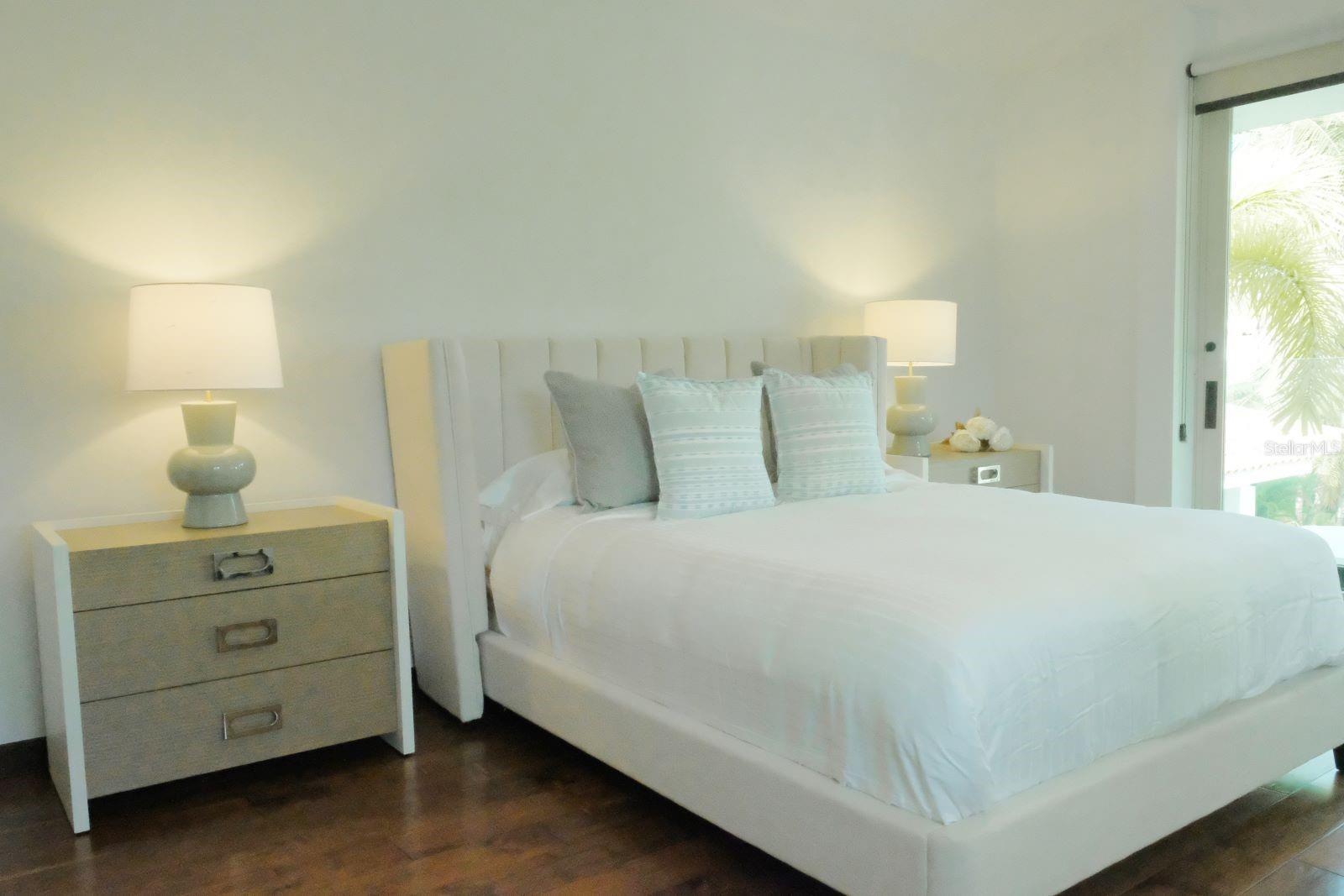 PR9108298 Property Photo