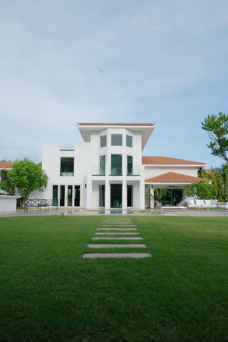 PR9108298 Property Photo