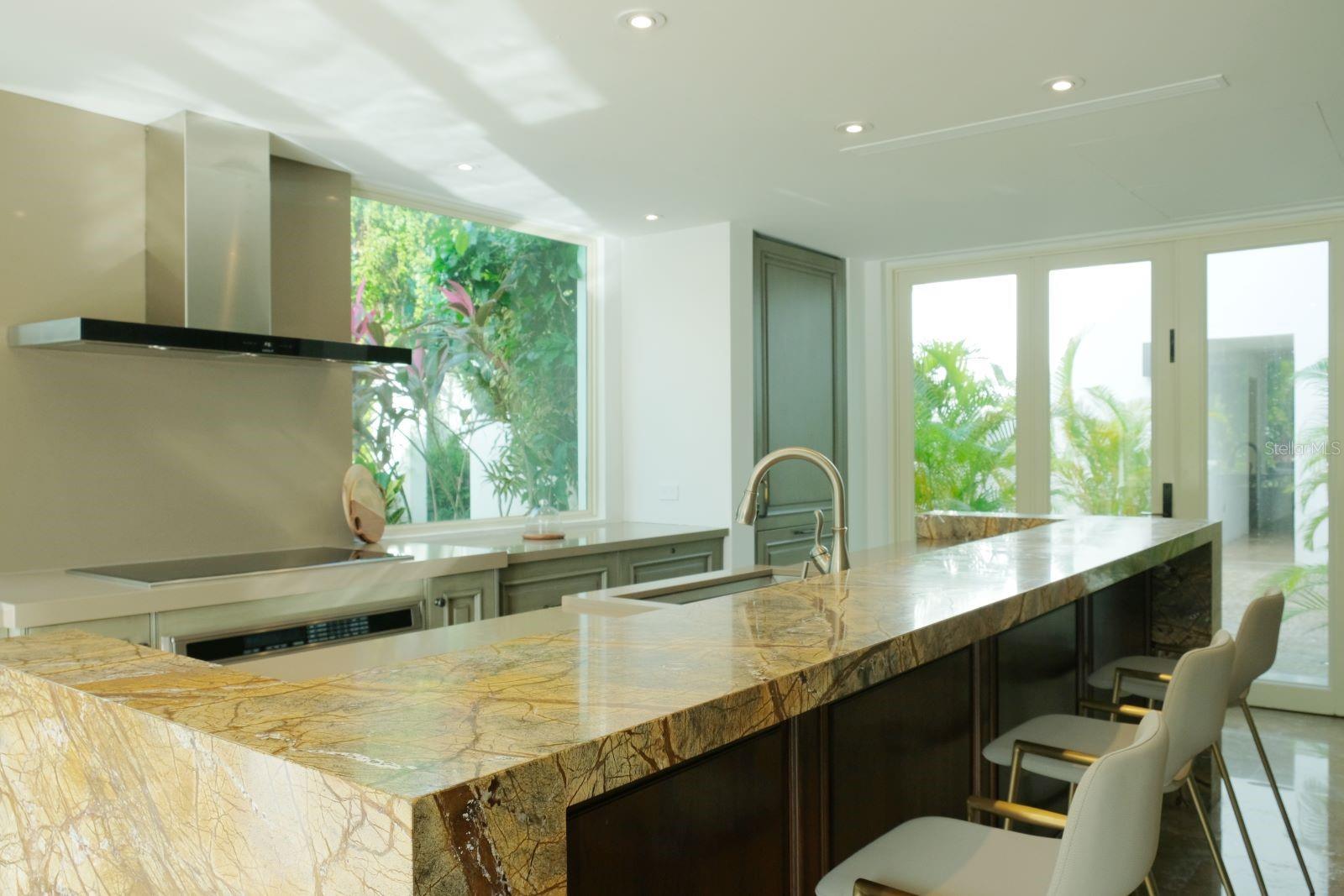 PR9108298 Property Photo