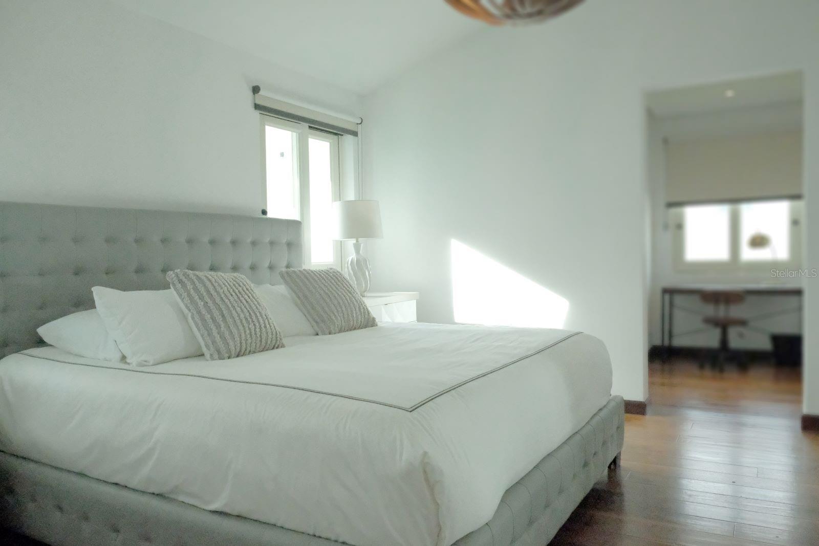 PR9108298 Property Photo