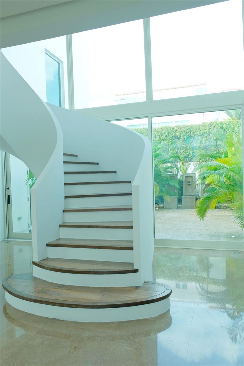 PR9108298 Property Photo